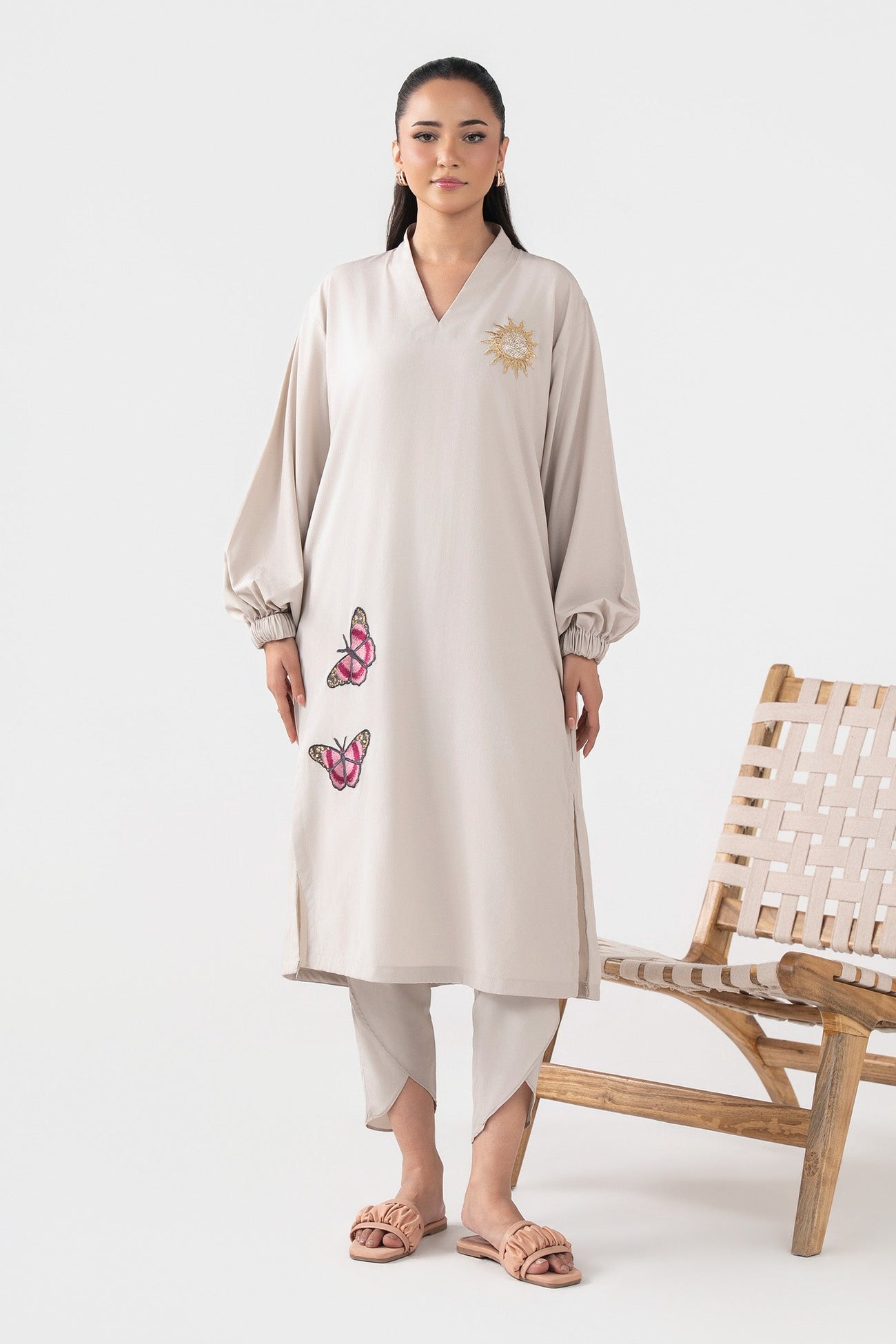 2 Pc Embroidered Crepe Suit