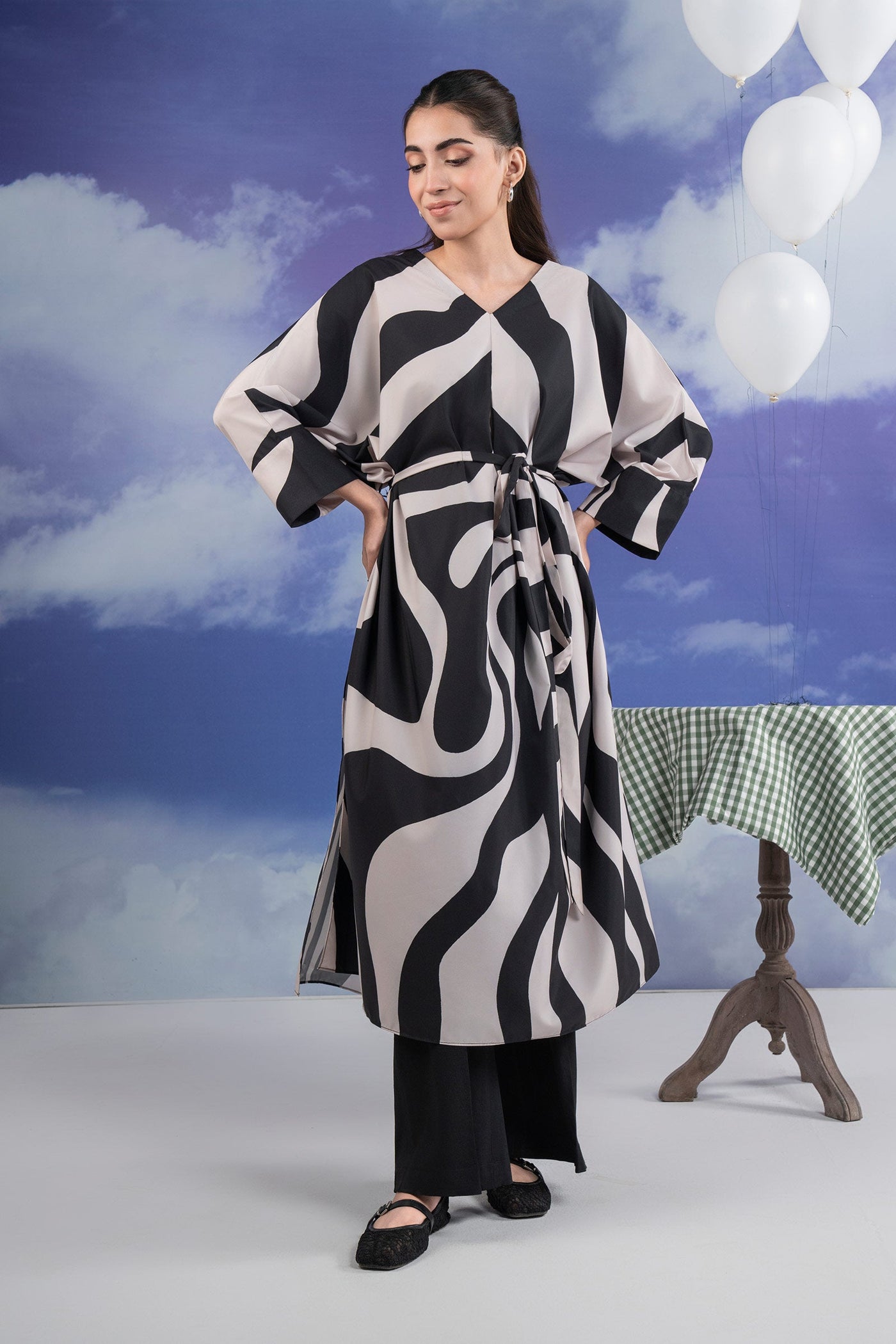 2 Pc Printed Crepe Suit