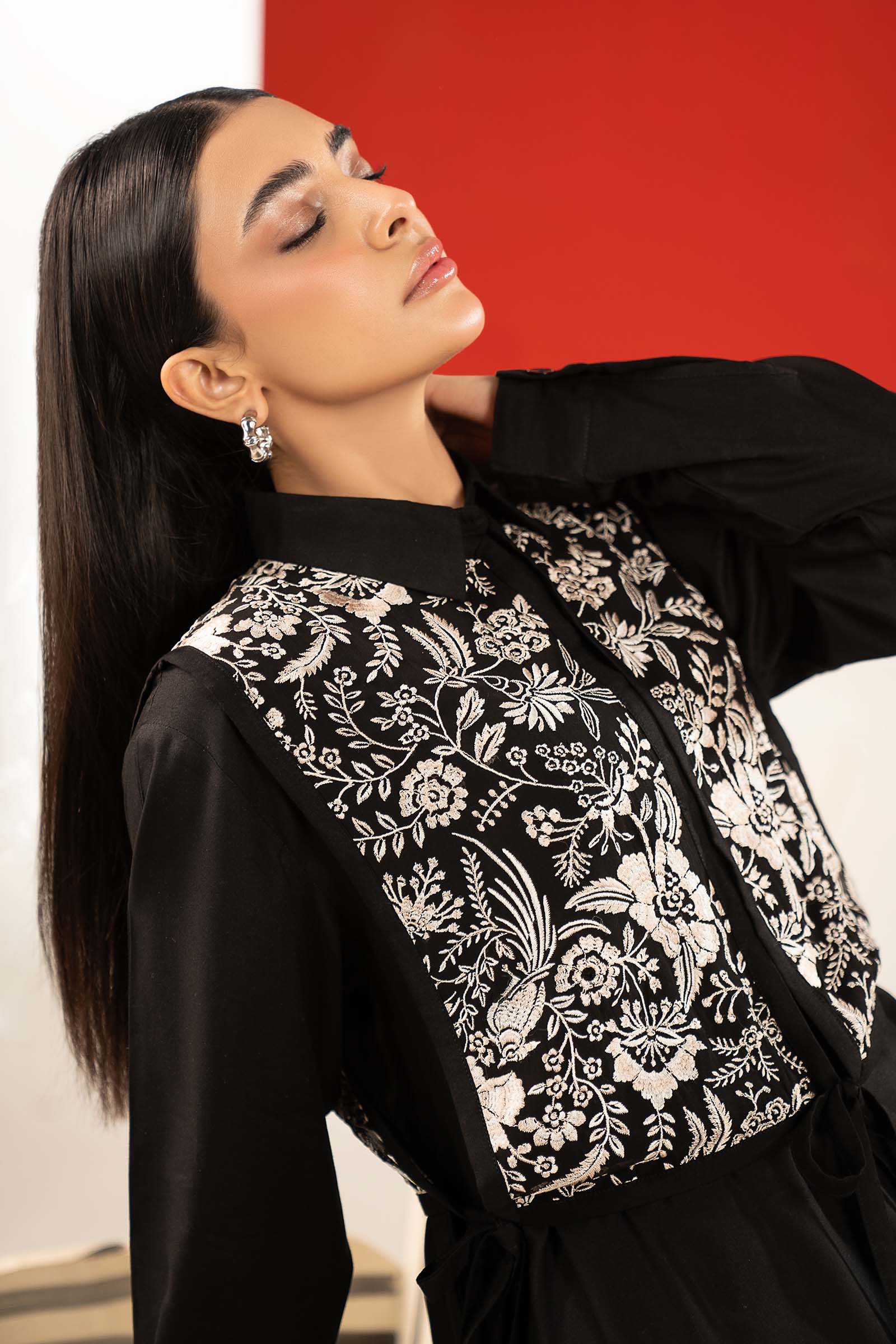 2 Pc Embroidered Linen Suit