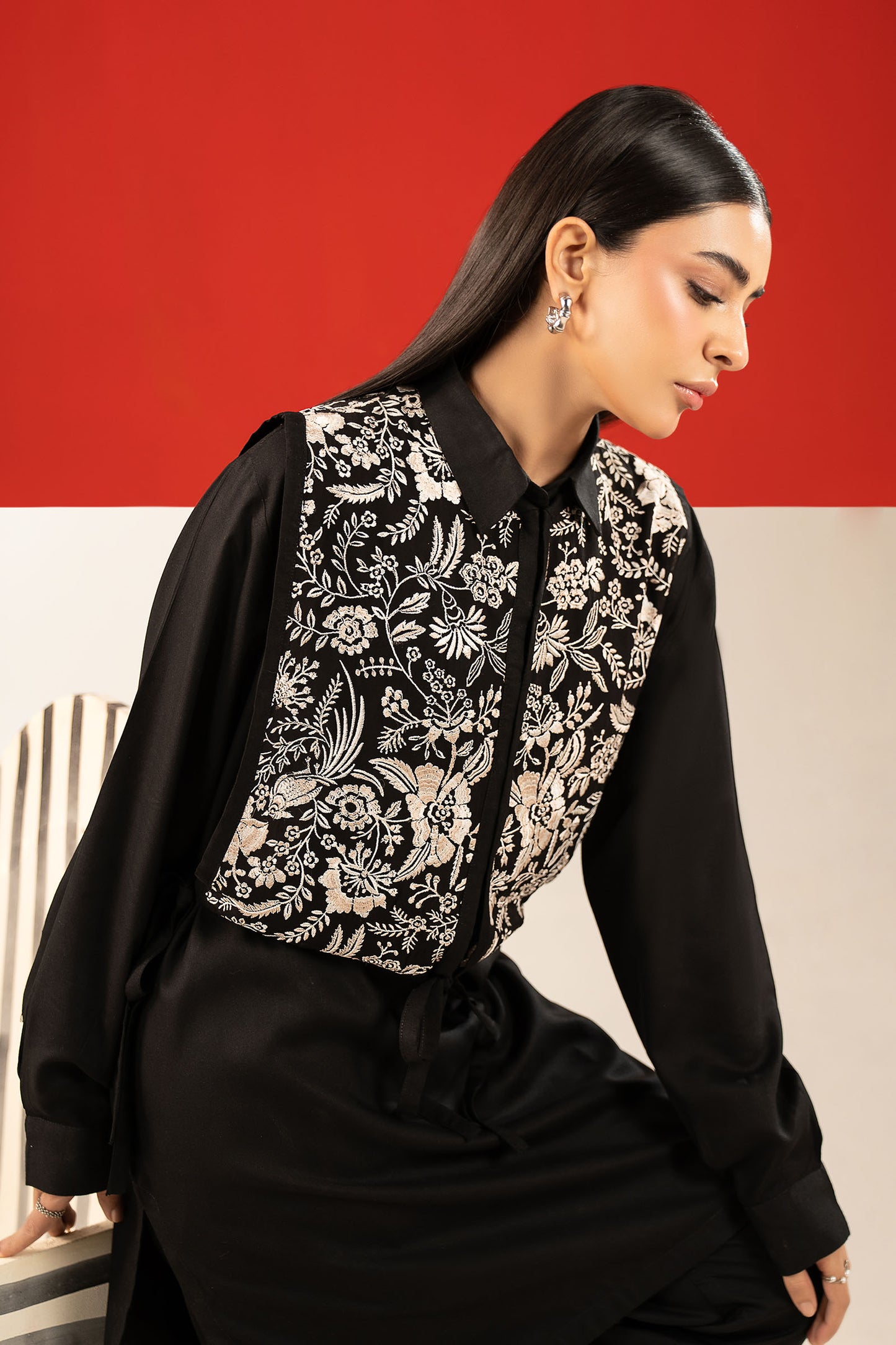 2 Pc Embroidered Linen Suit