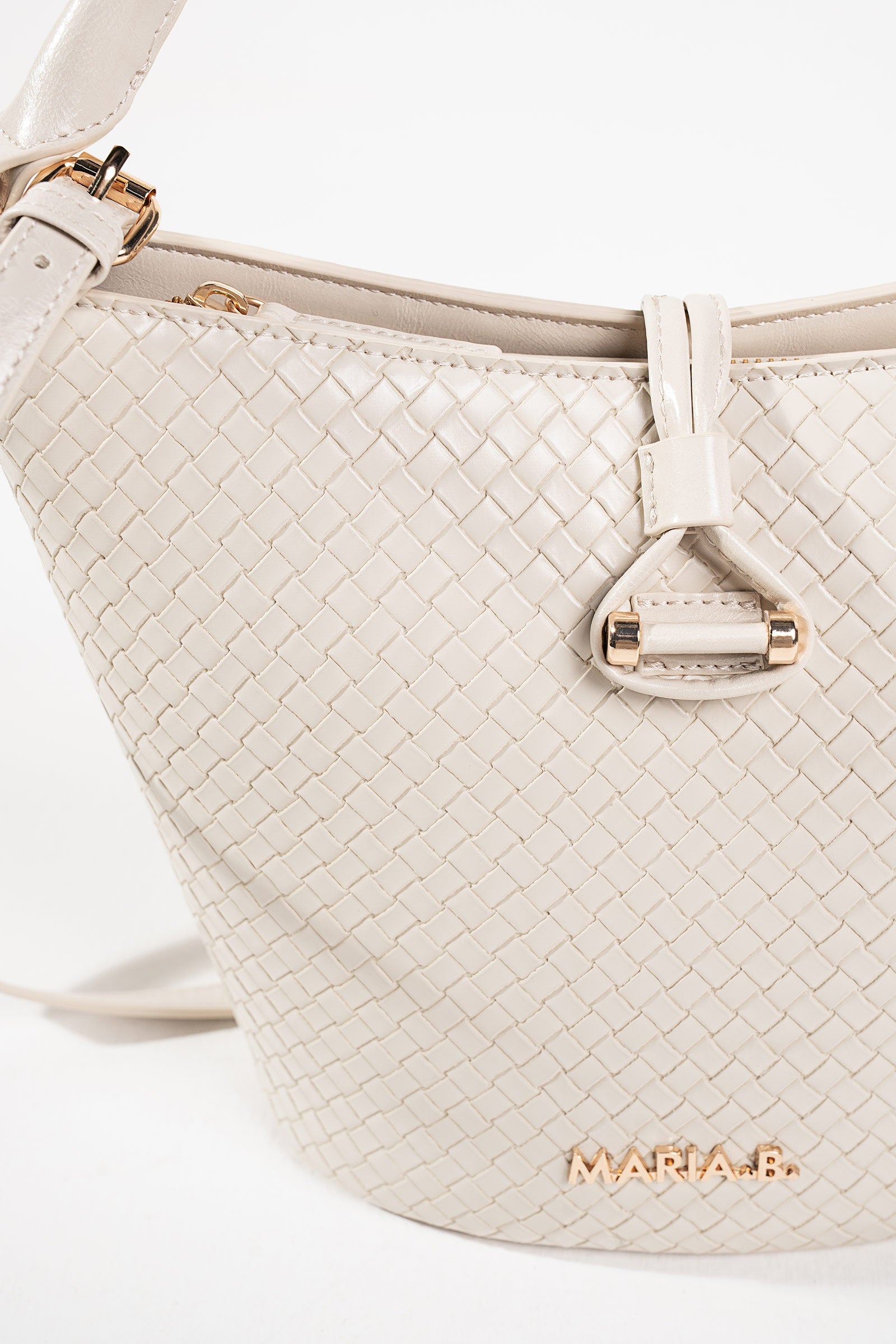 Woven Bucket Bag