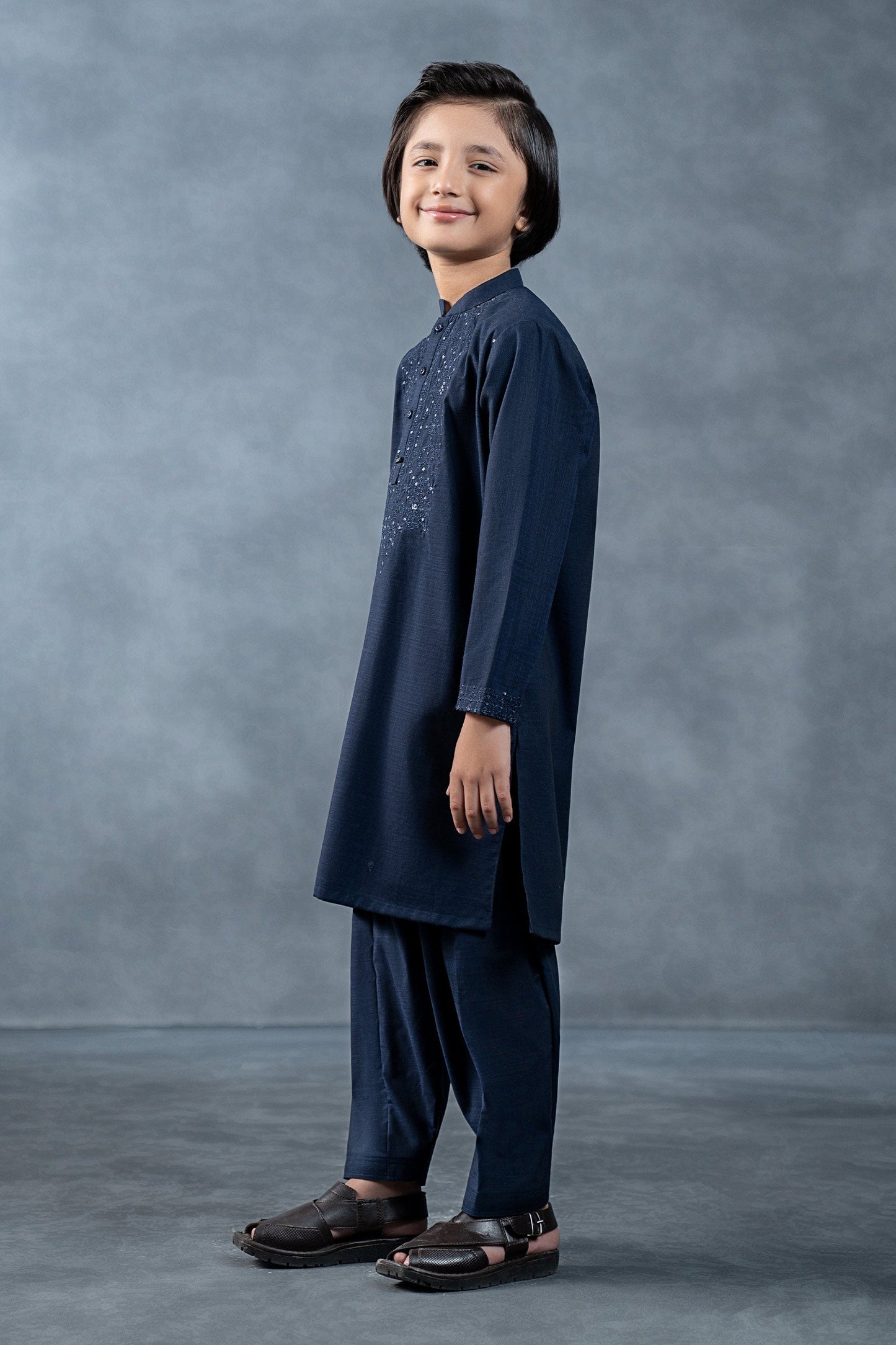 2 Piece Blemded Khaddar Suit
