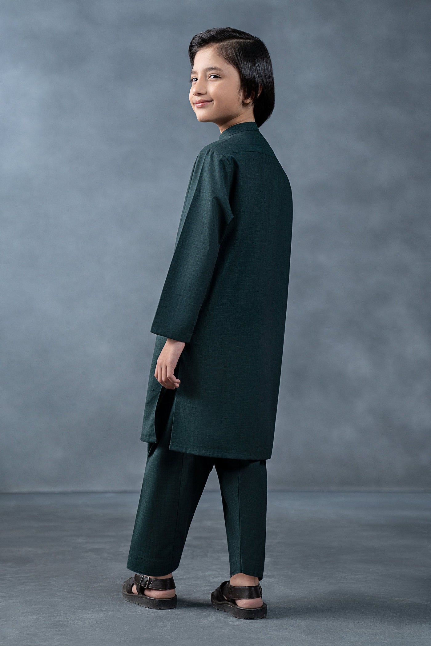 2 Piece Blemded Khaddar Suit