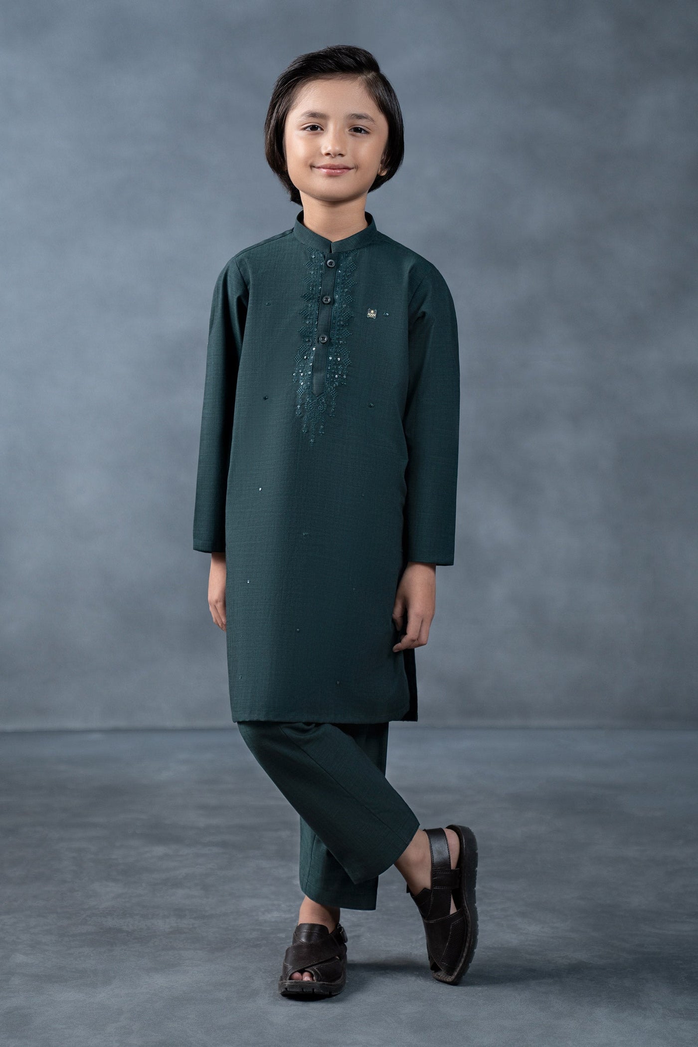 2 Piece Blemded Khaddar Suit