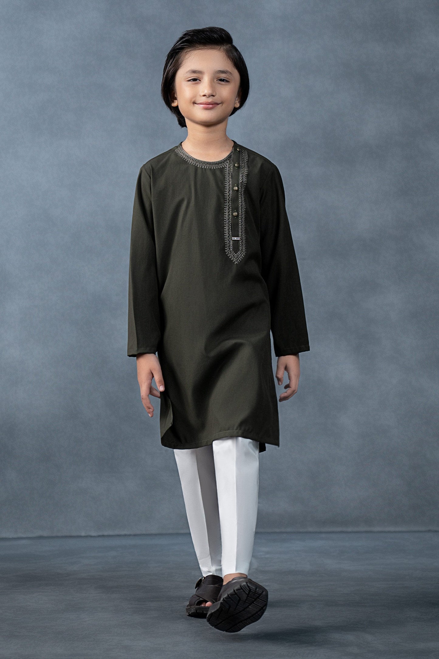 Embroidered Blended Kurta