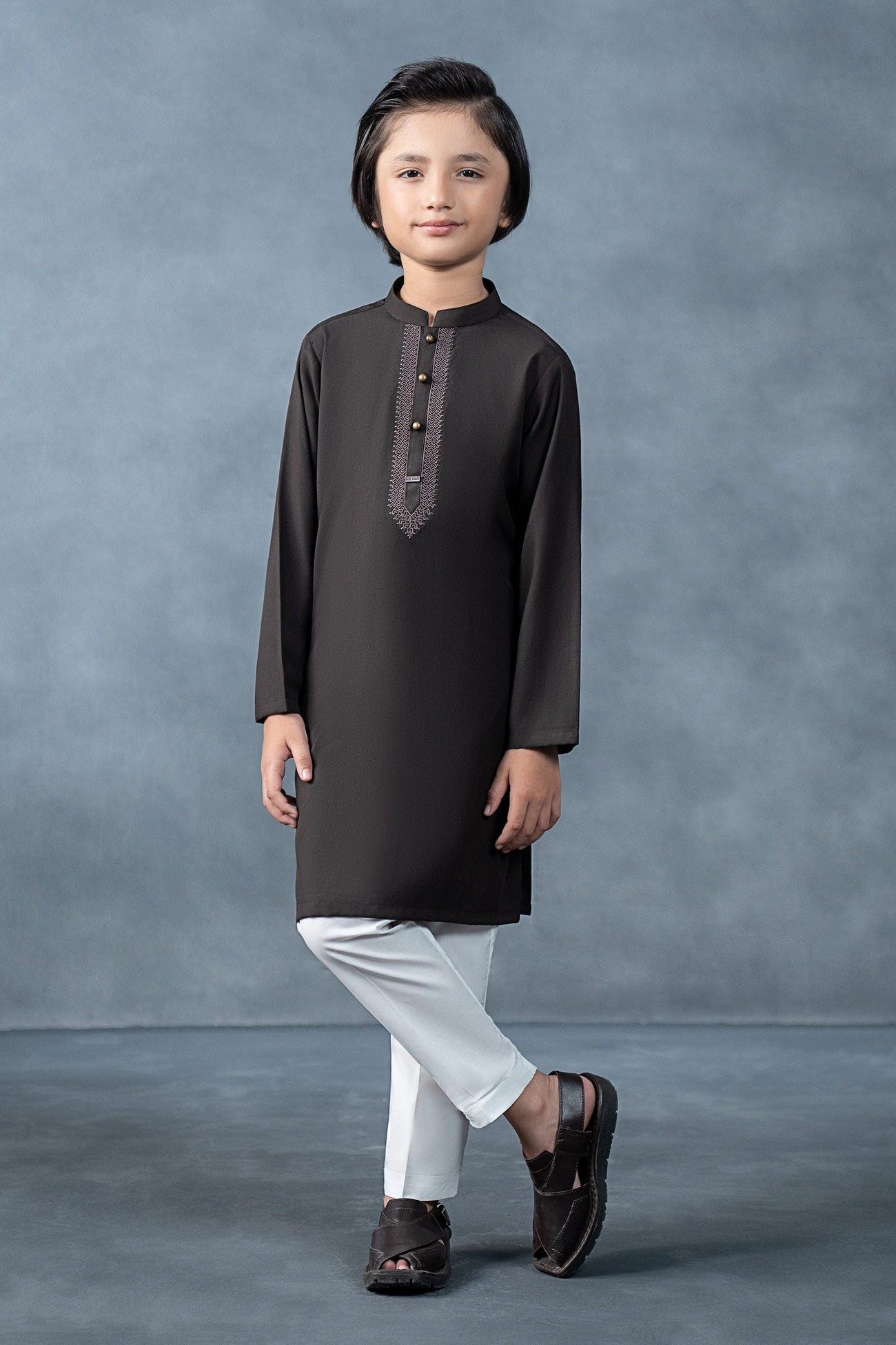 Embroidered Blended Kurta