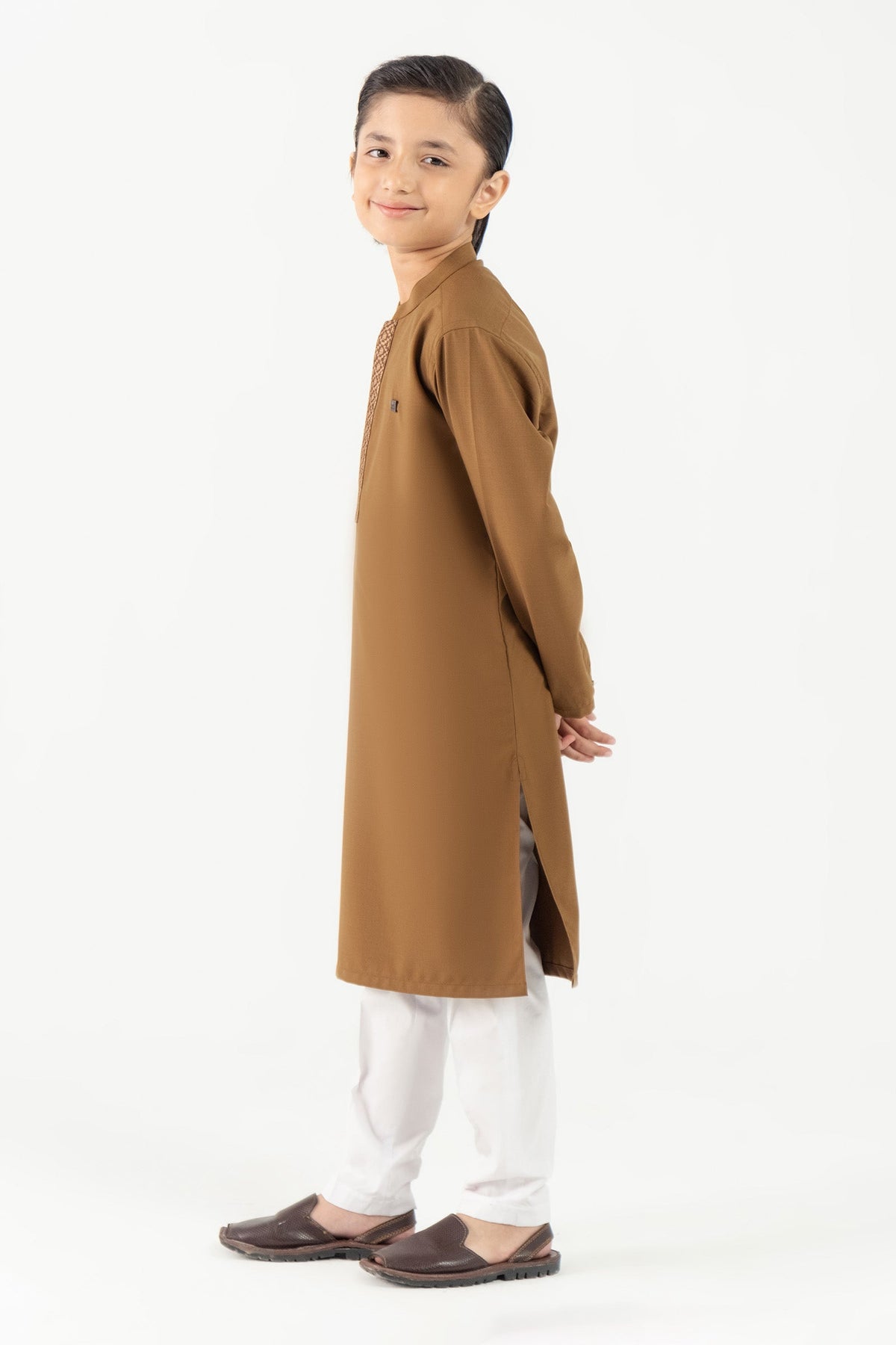 Embroidered Blended Kurta