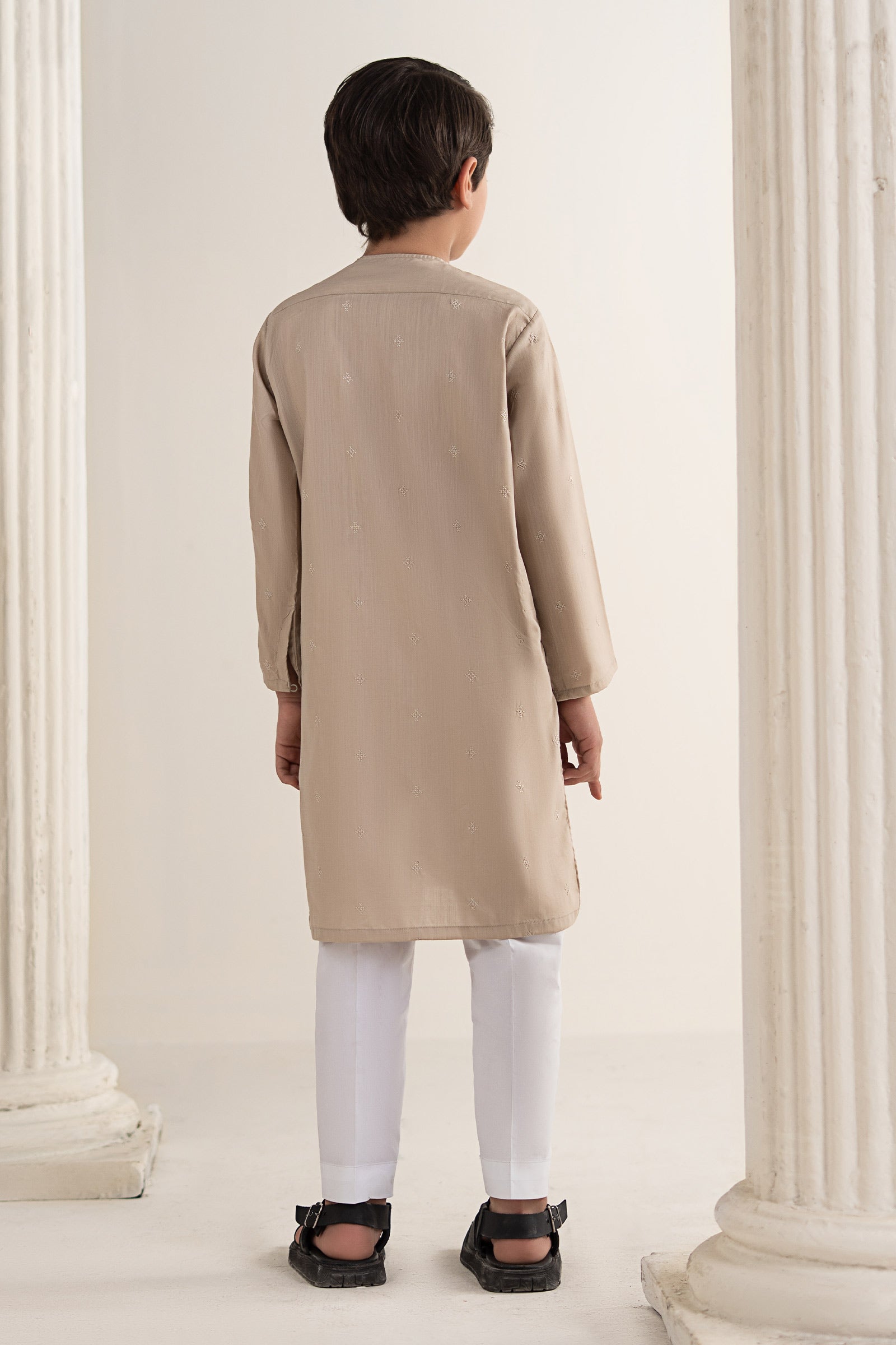 Embroidered Abalone Kurta