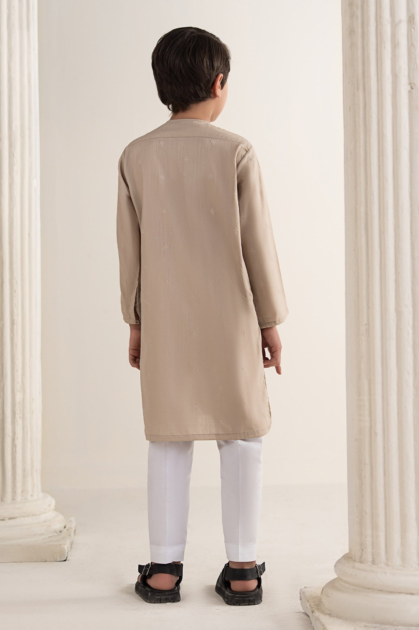 Embroidered Abalone Kurta