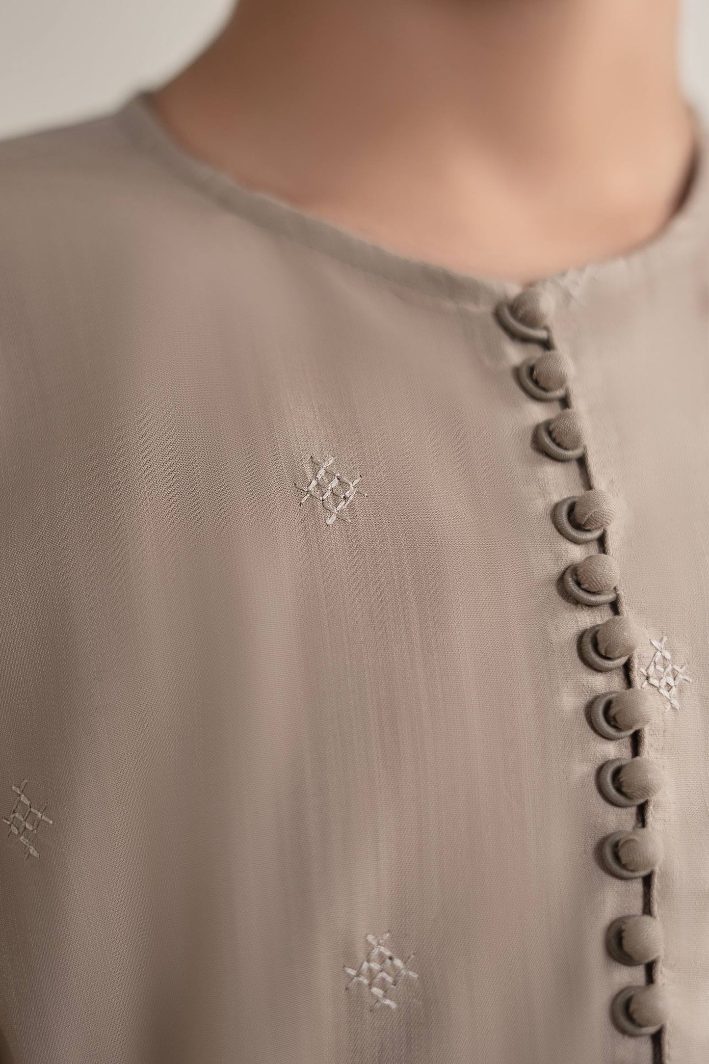 Embroidered Abalone Kurta