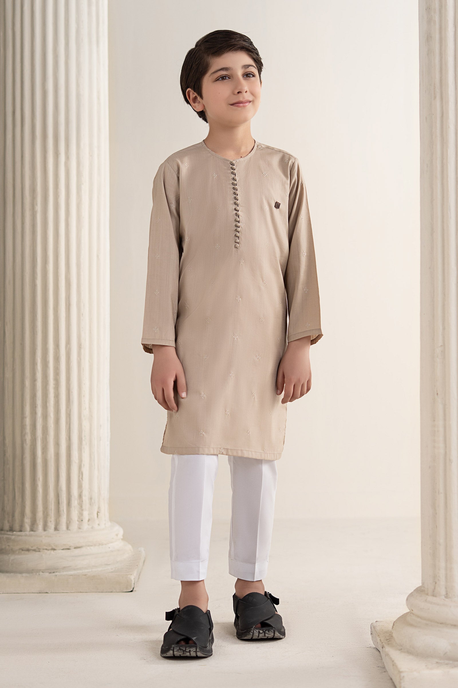Embroidered Abalone Kurta