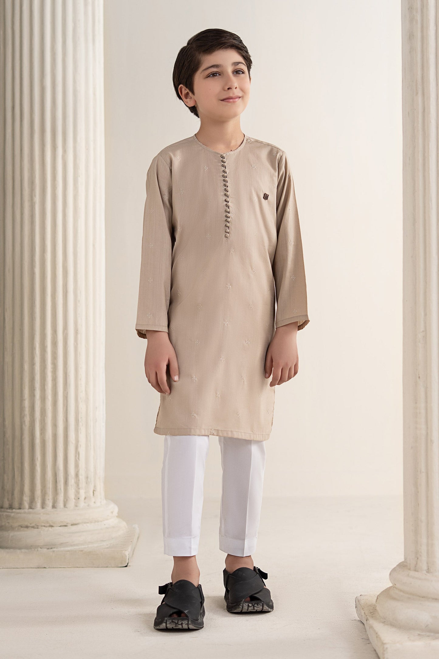 Embroidered Abalone Kurta
