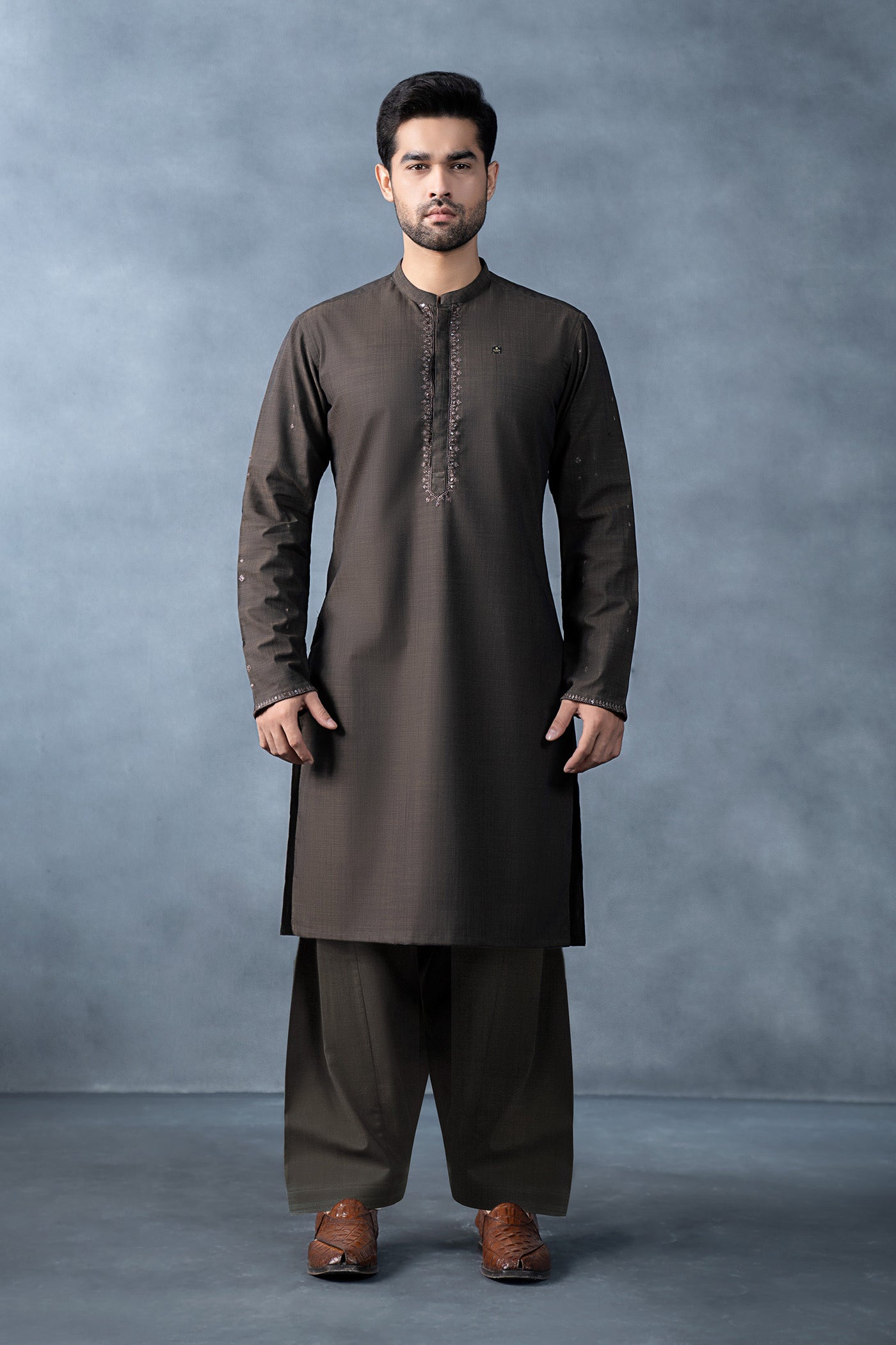 2 Piece Blemded Khaddar Suit