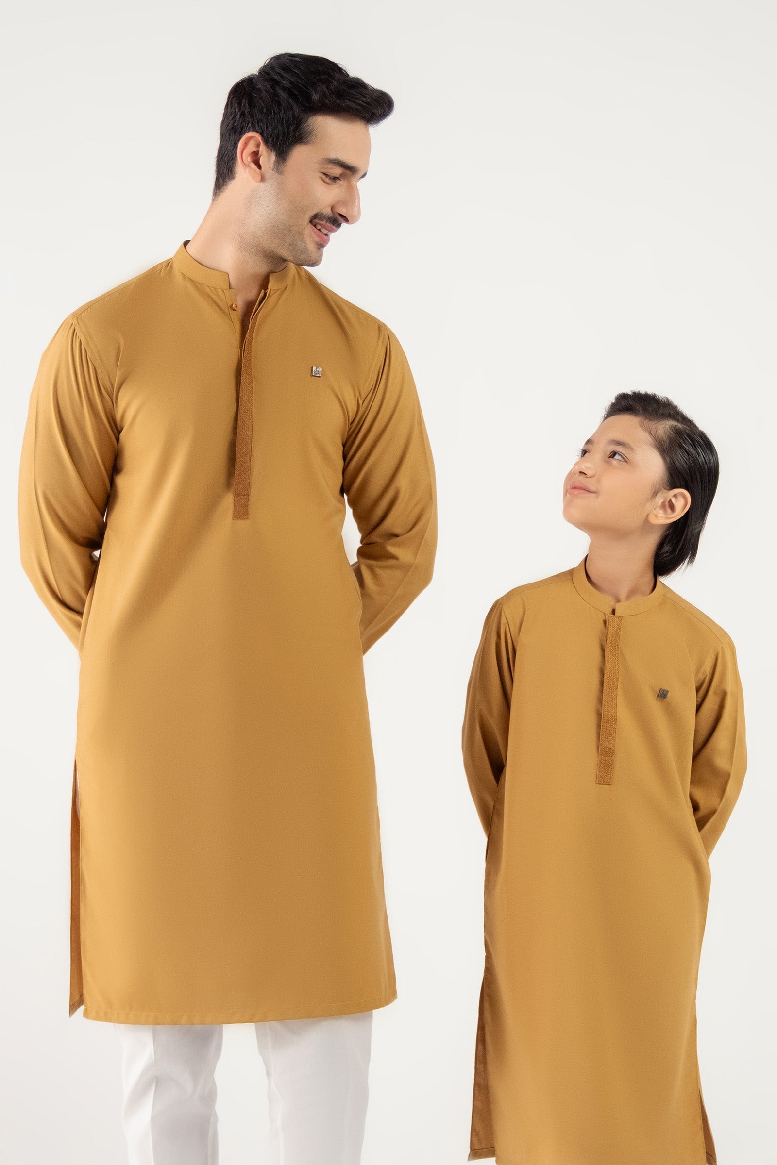 Embroidered Blended Kurta