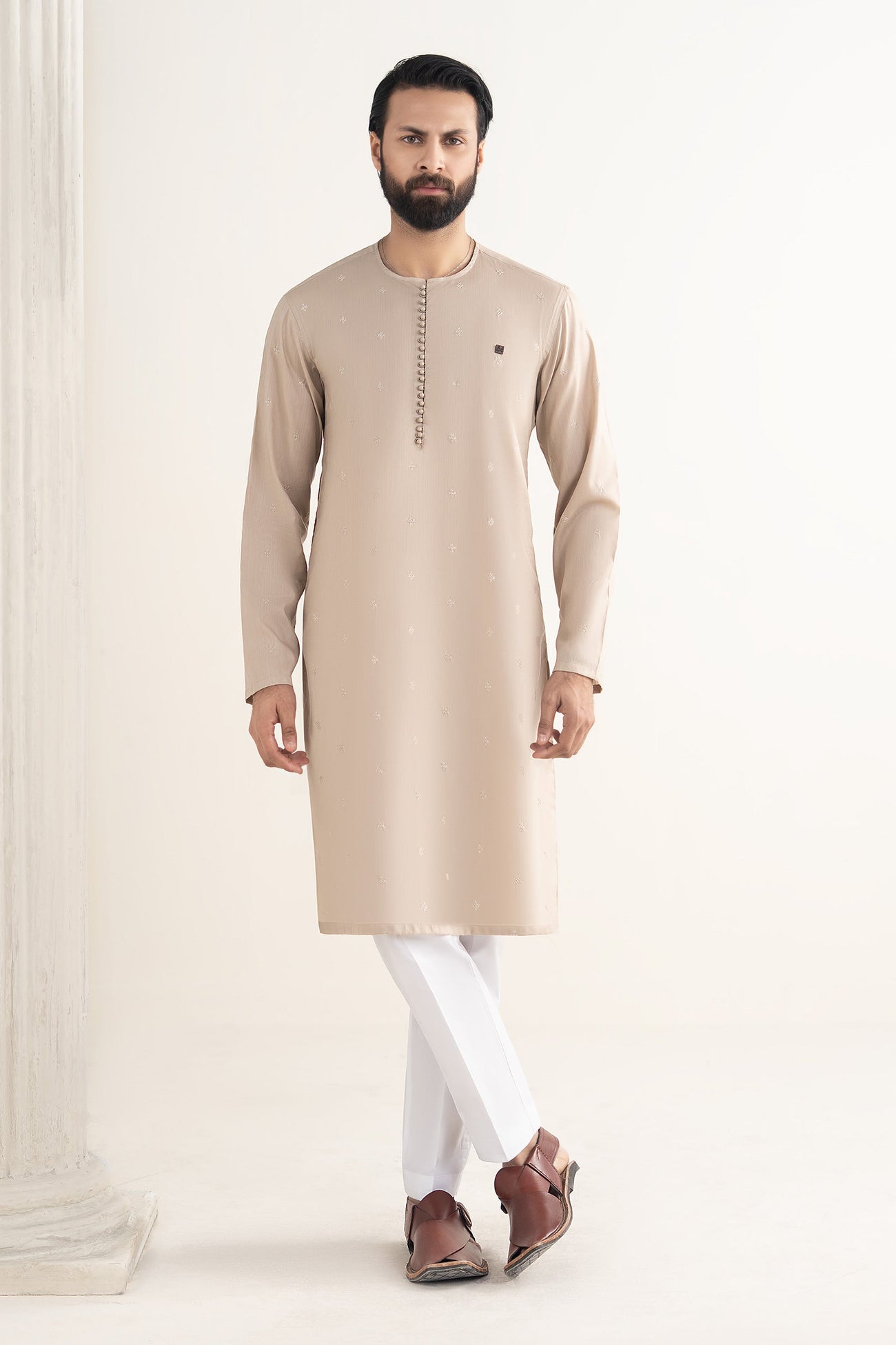 Embroidered Abalone Kurta