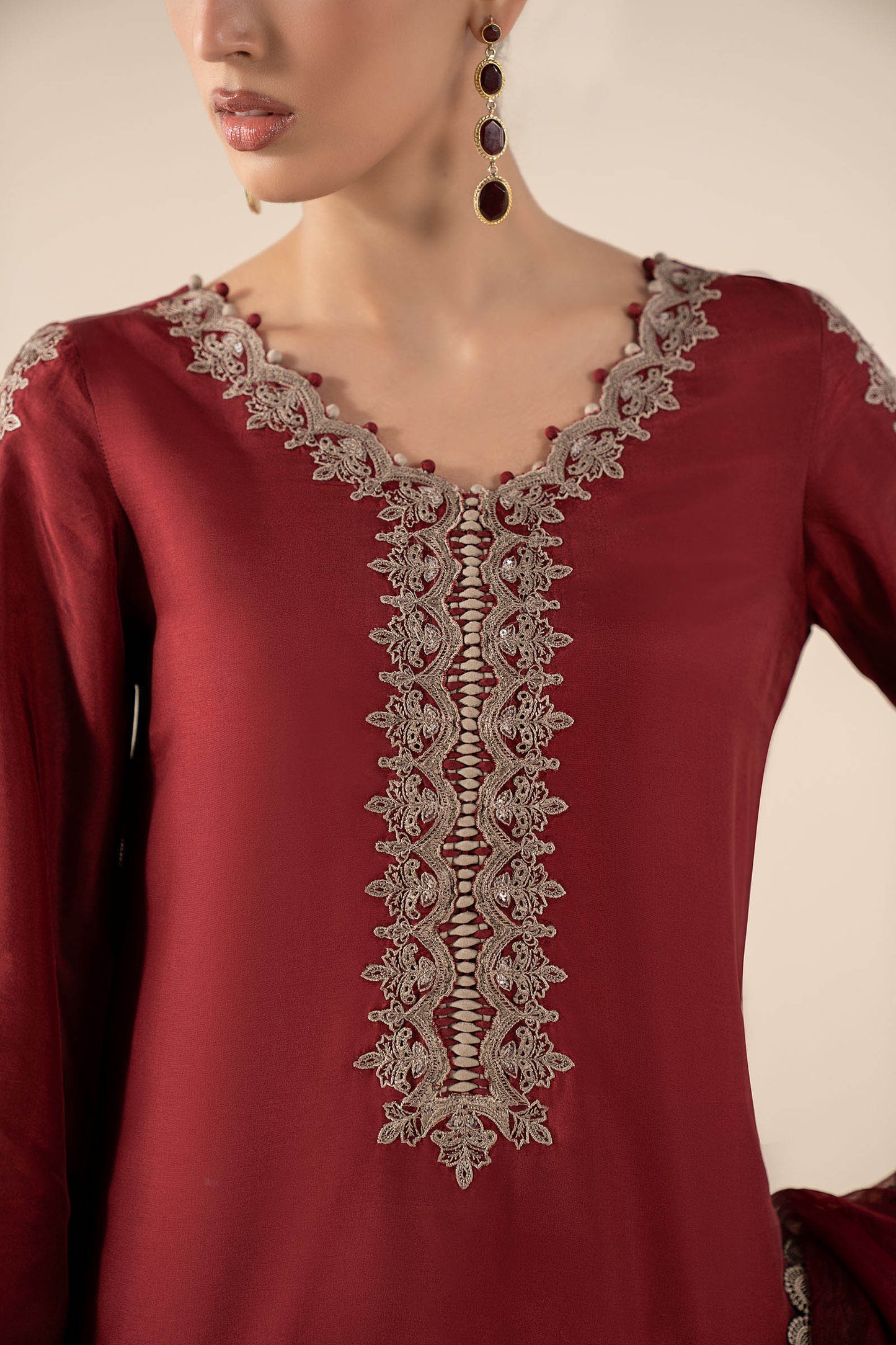 3 Piece Embroidered Tassel Silk Suit