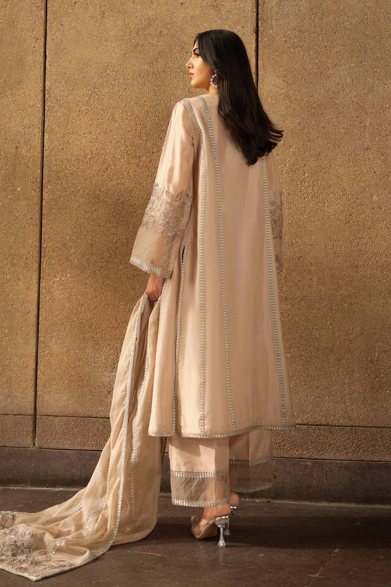 3 Piece Embroidered Tassel Silk Suit