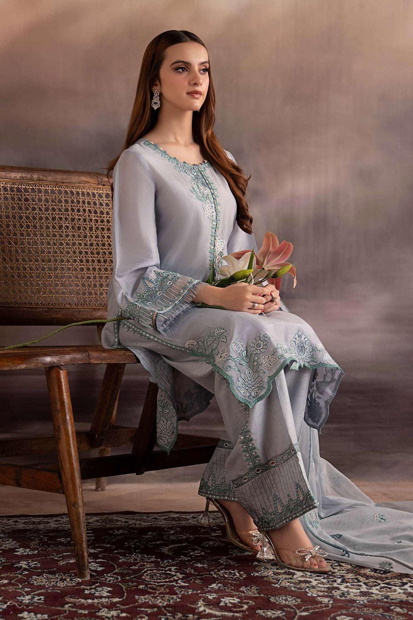 3 Piece Embroidered Tassel Silk Suit