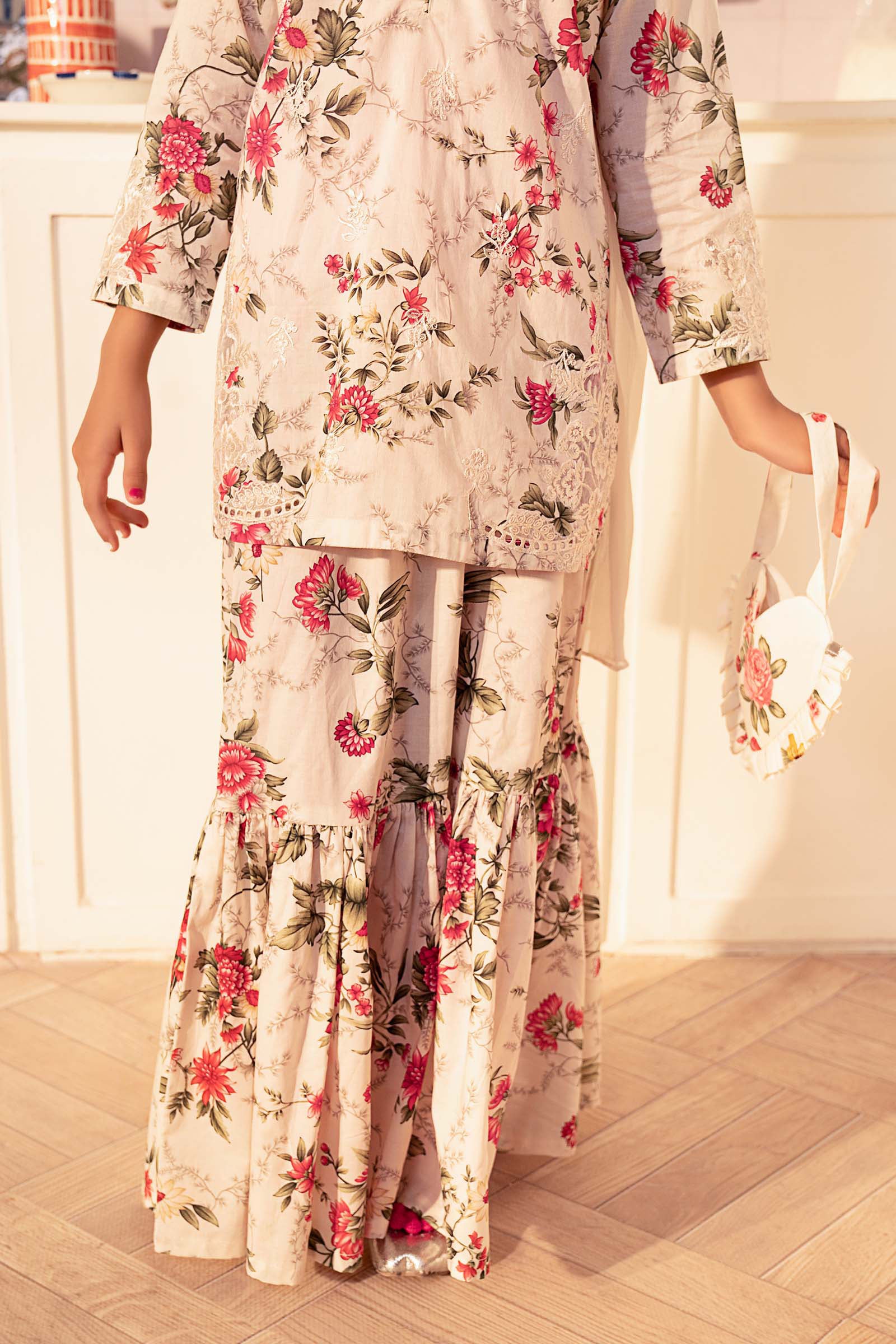 3 Piece Embroidered Lawn Suit