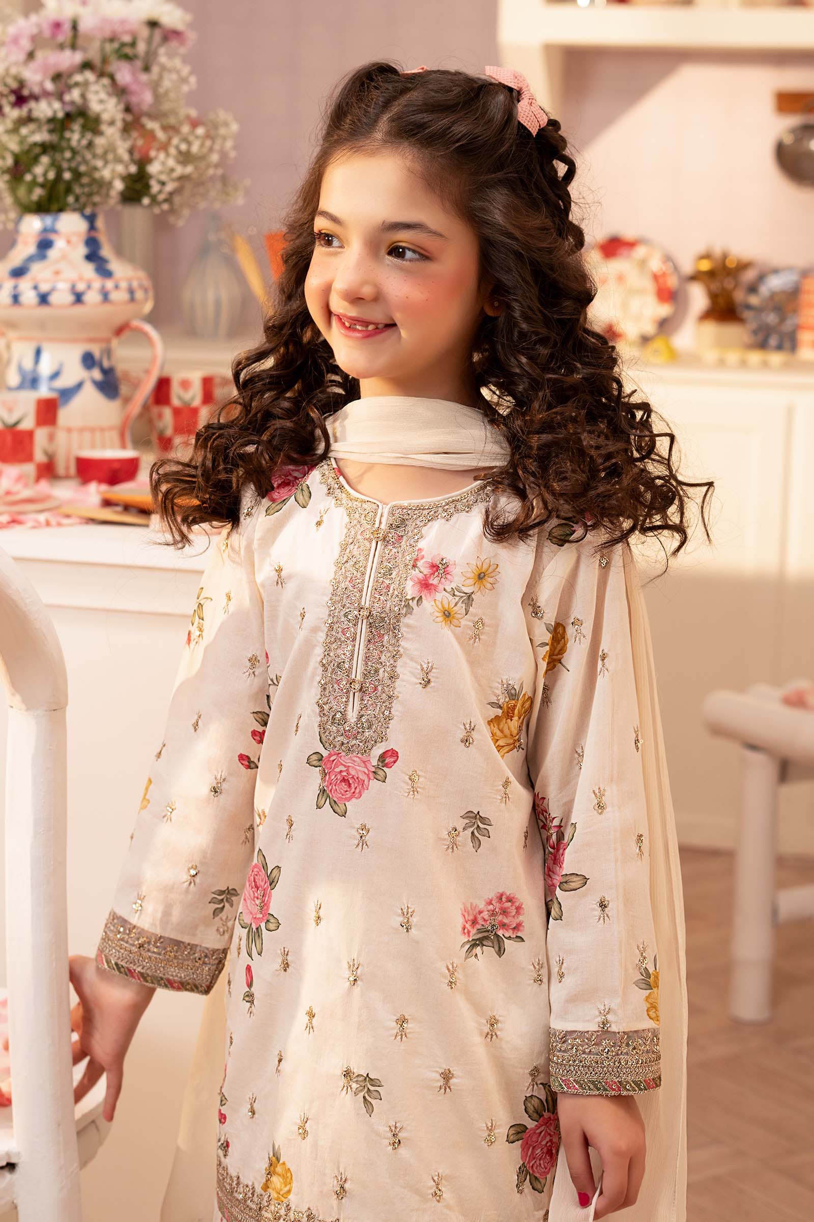 3 Piece Embroidered Lawn Suit