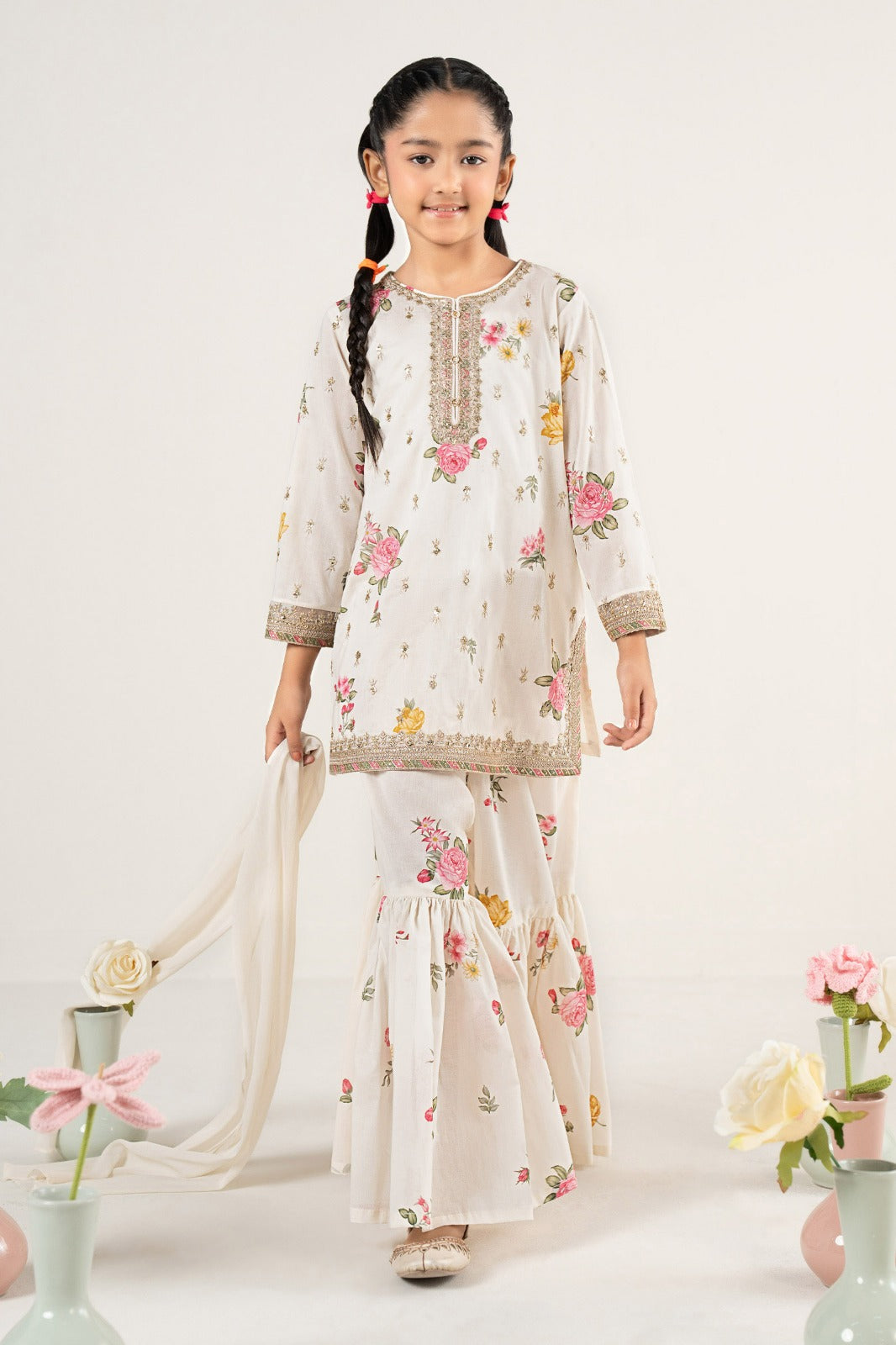 3 Piece Embroidered Lawn Suit