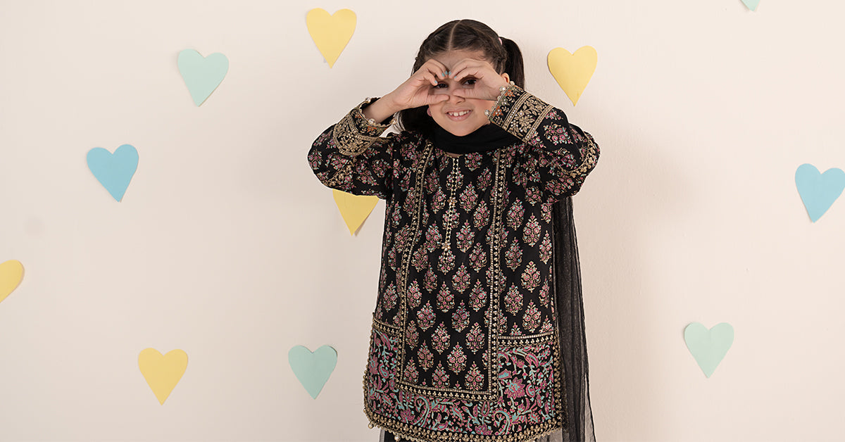 3 Piece Embroidered Lawn Suit