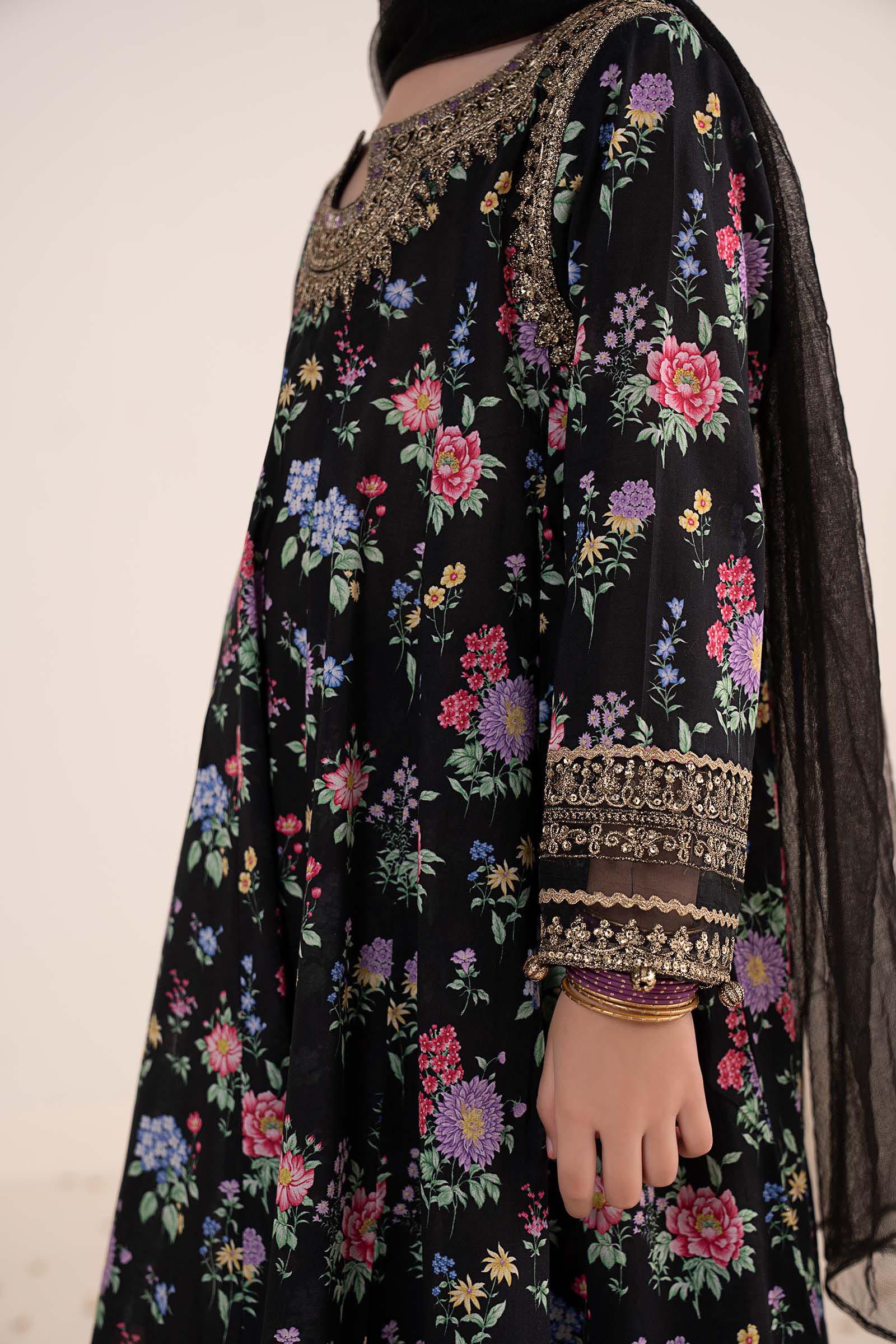 3 Piece Embroidered Lawn Suit