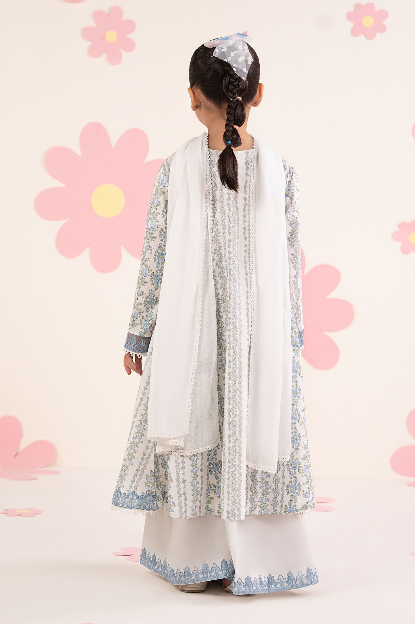 3 Piece Embroidered Lawn Suit