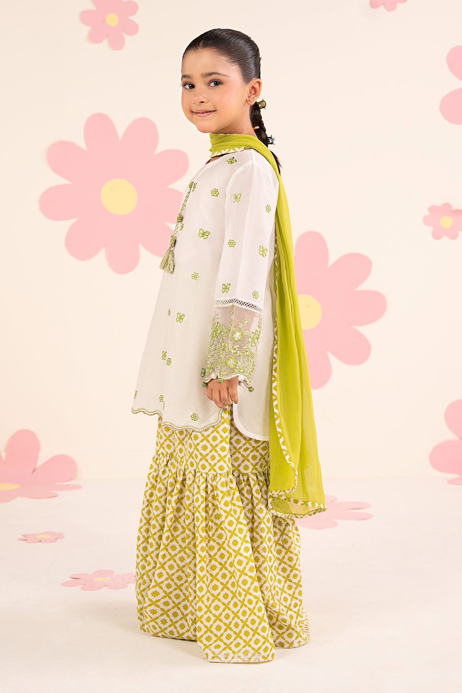 3 Piece Embroidered Lawn Suit