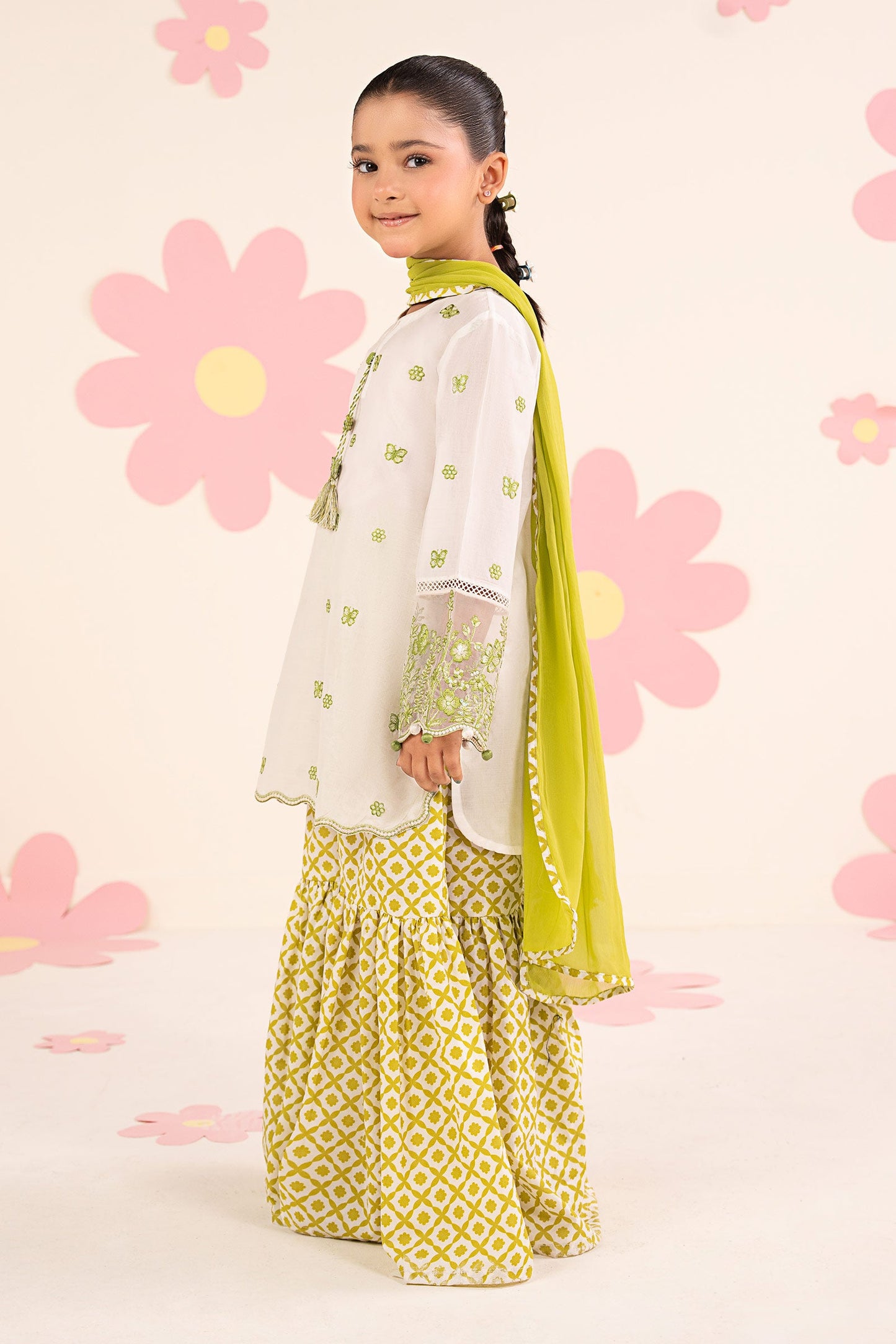 3 Piece Embroidered Lawn Suit