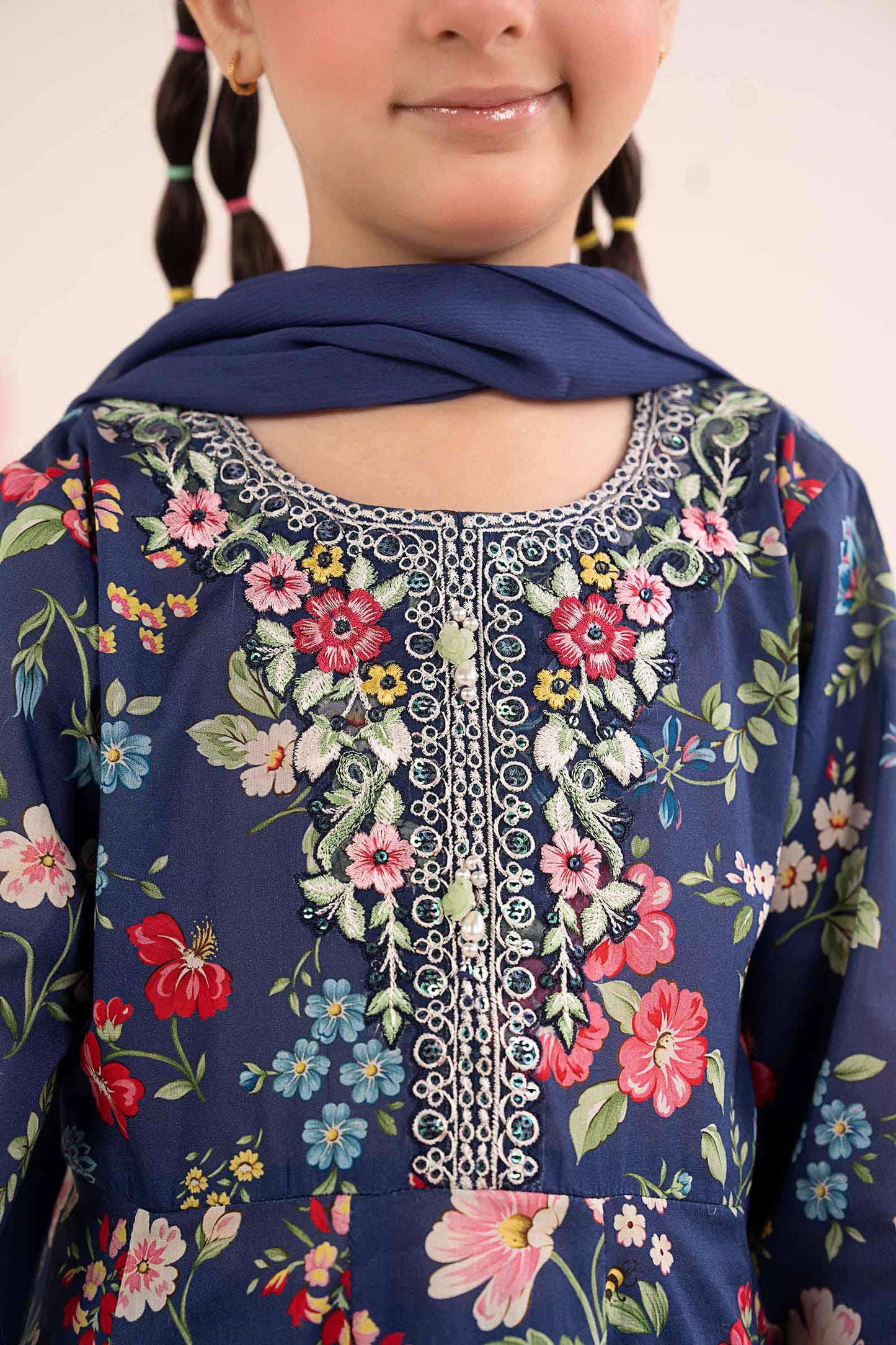 3 Piece Embroidered Lawn Suit