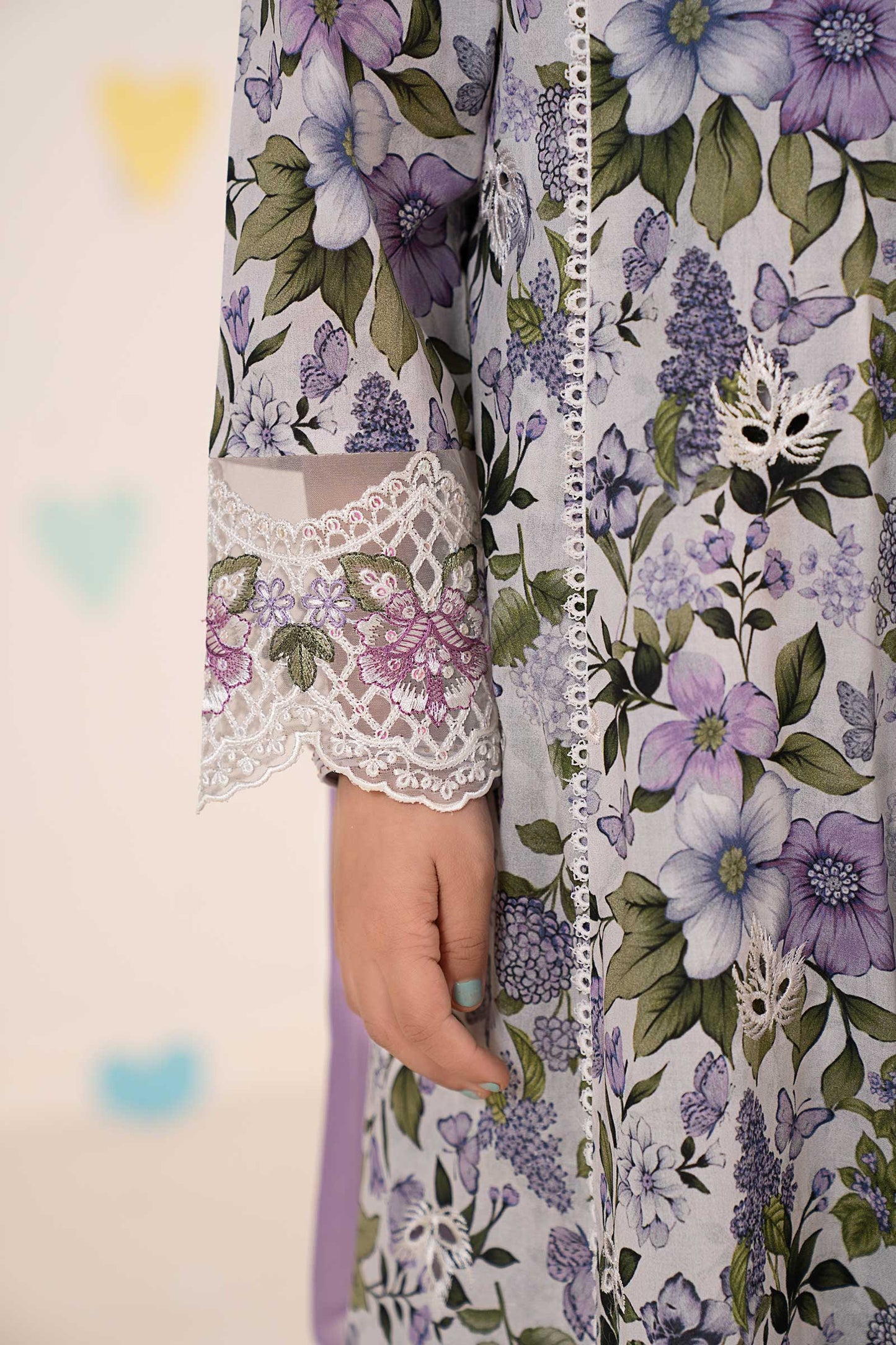 3 Piece Embroidered Lawn Suit