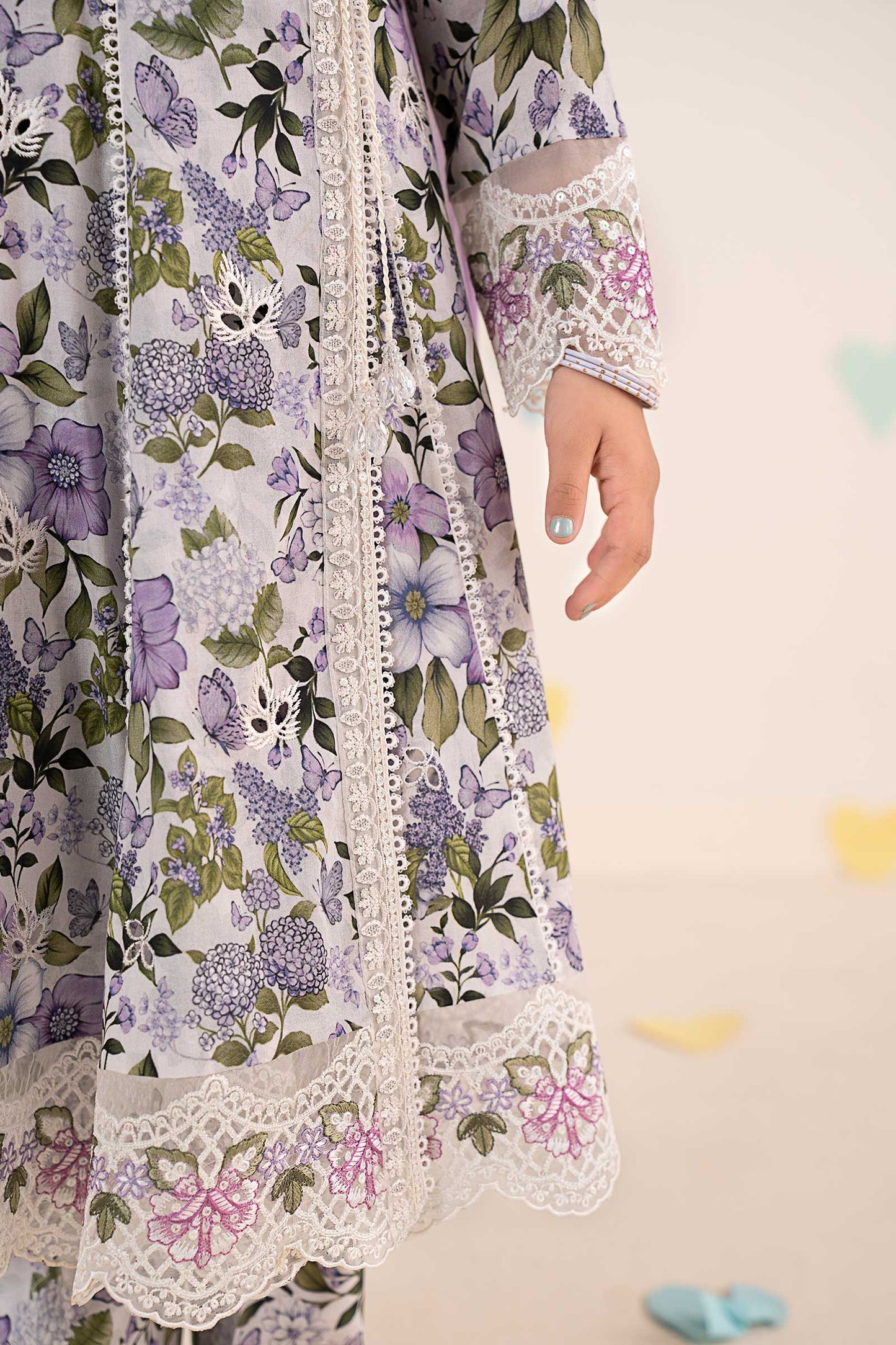 3 Piece Embroidered Lawn Suit