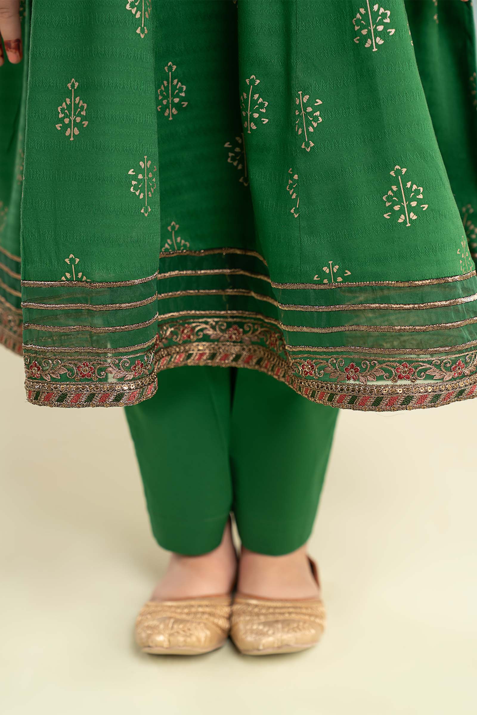 2 Piece Embroidered Lawn Suit