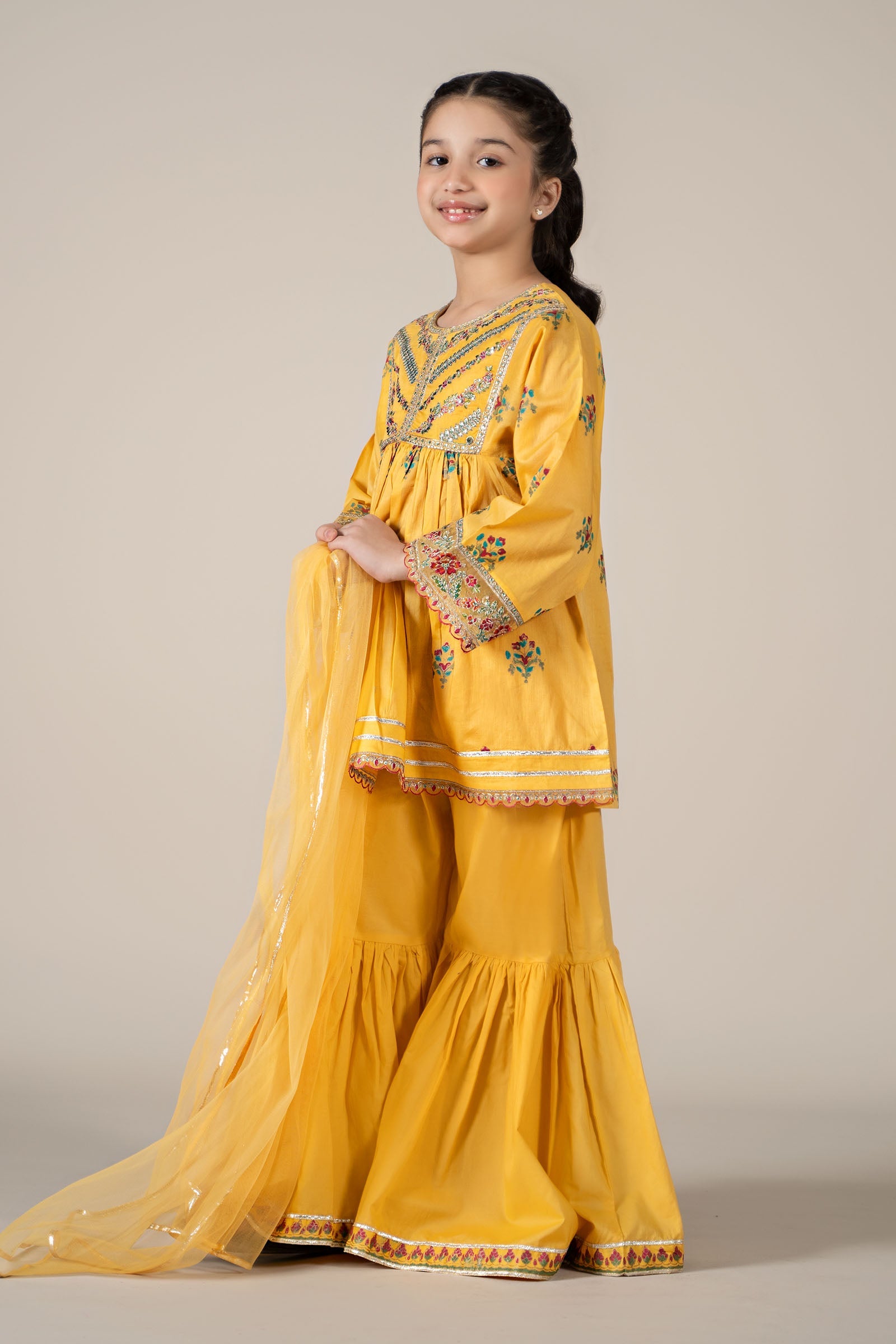 3 Piece Embroidered Lawn Suit