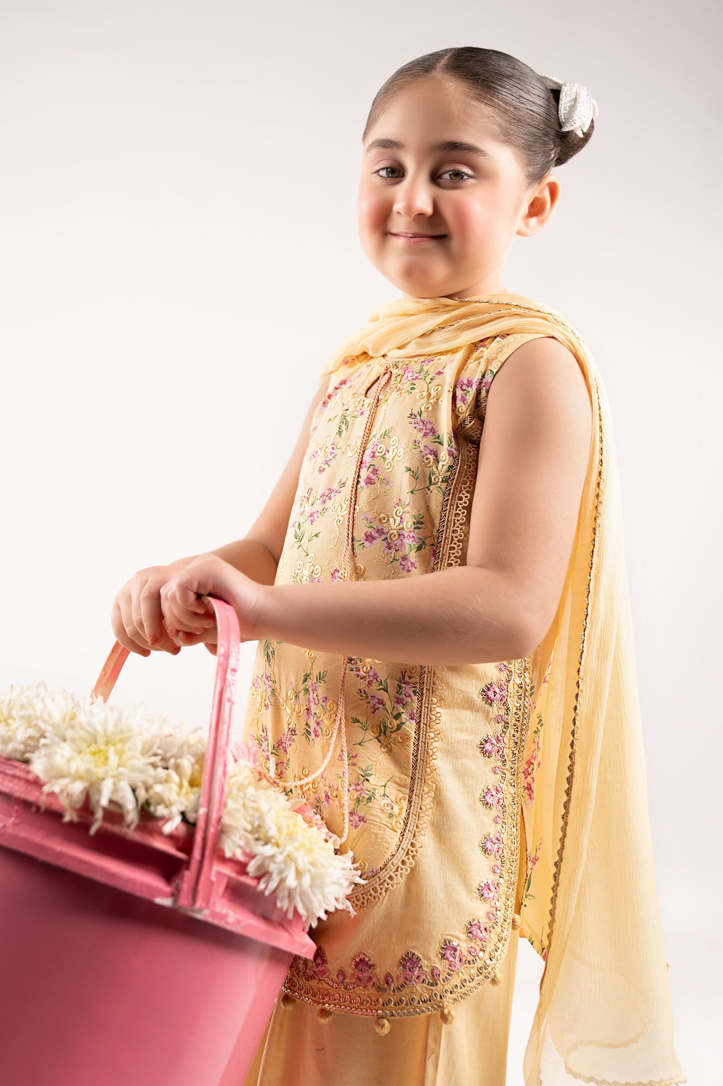 3 Piece Embroidered Lawn Suit