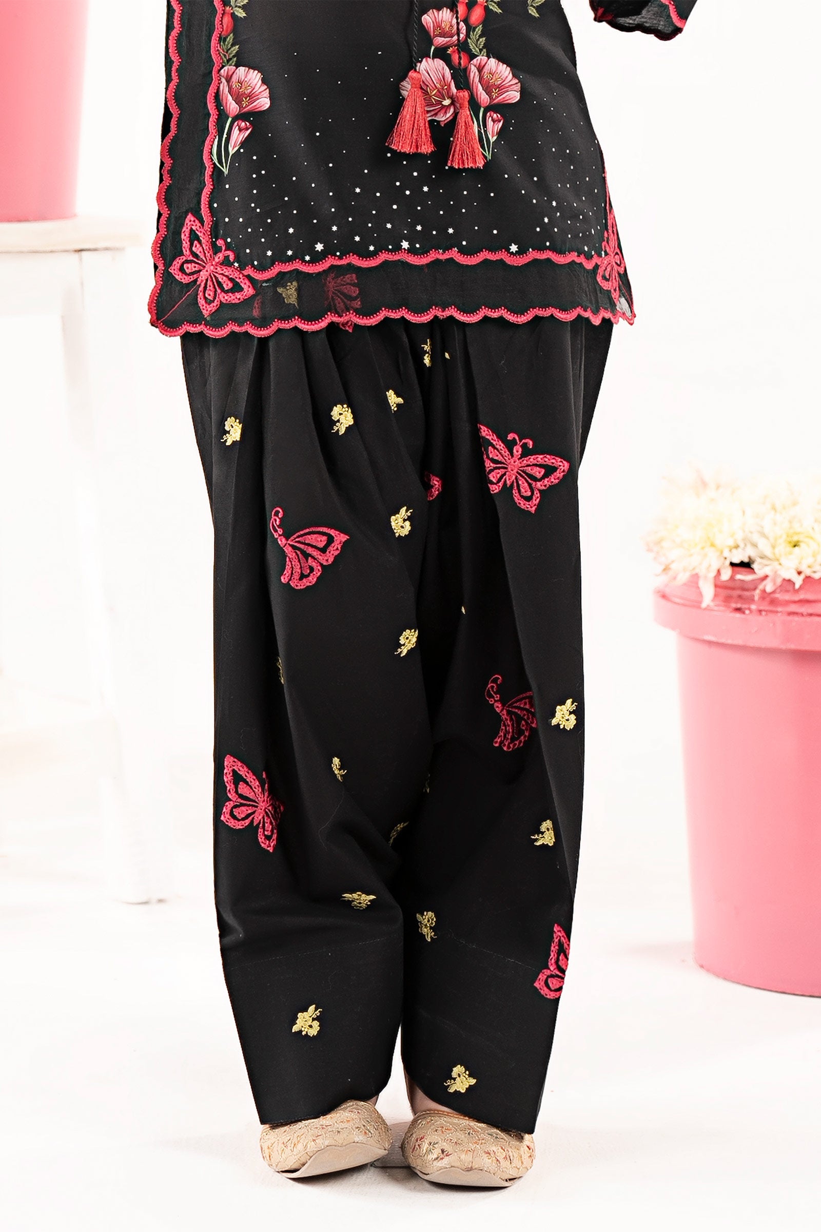 2 Piece Embroidered Lawn Suit