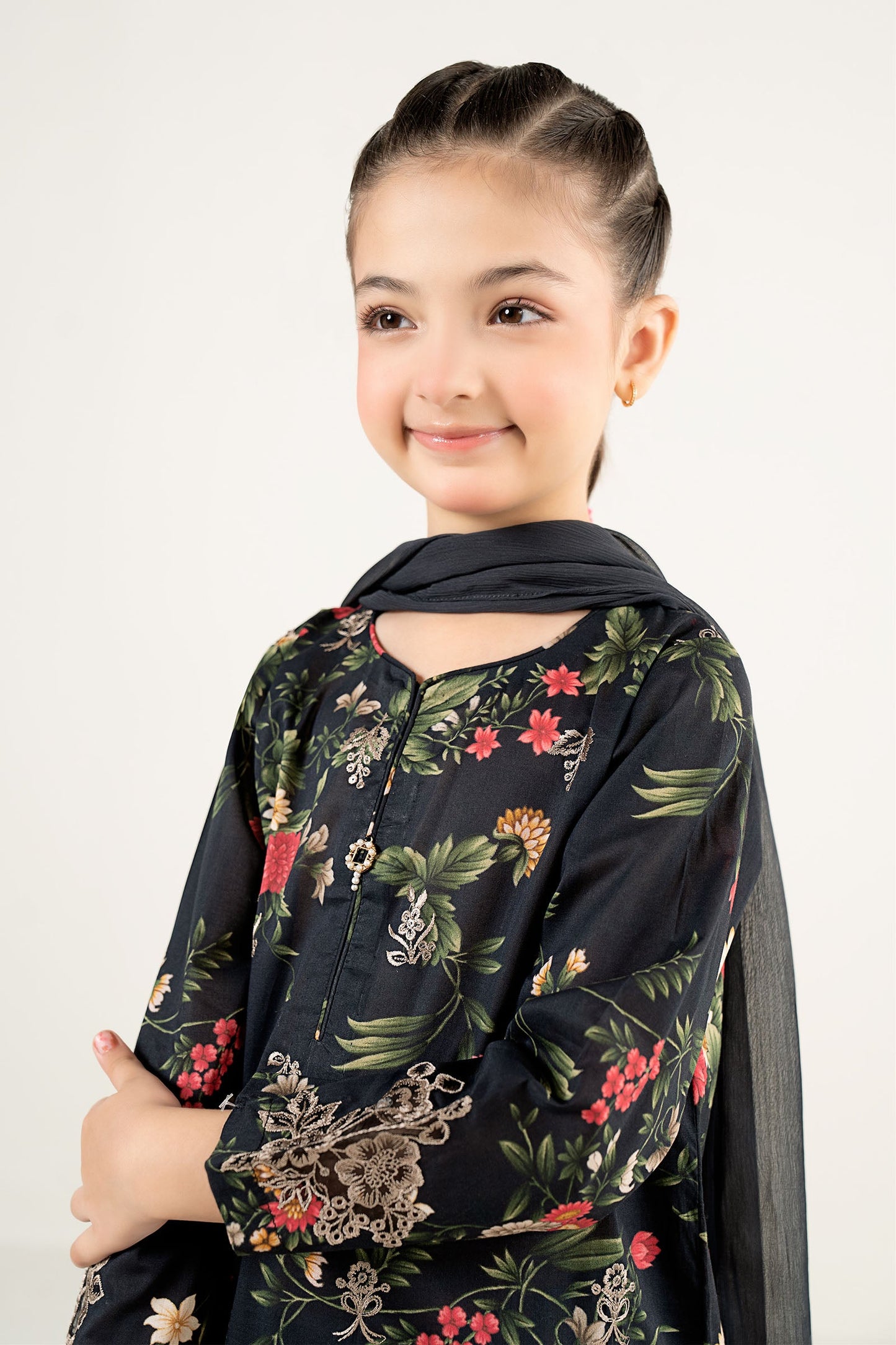 3 Piece Embroidered Lawn Suit