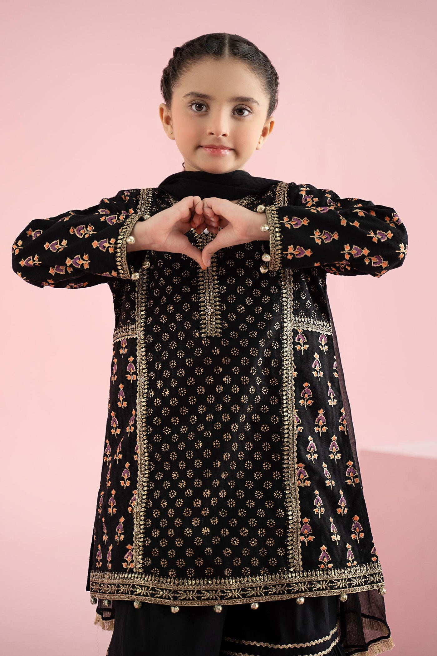 3 Piece Embroidered Karandi Suit