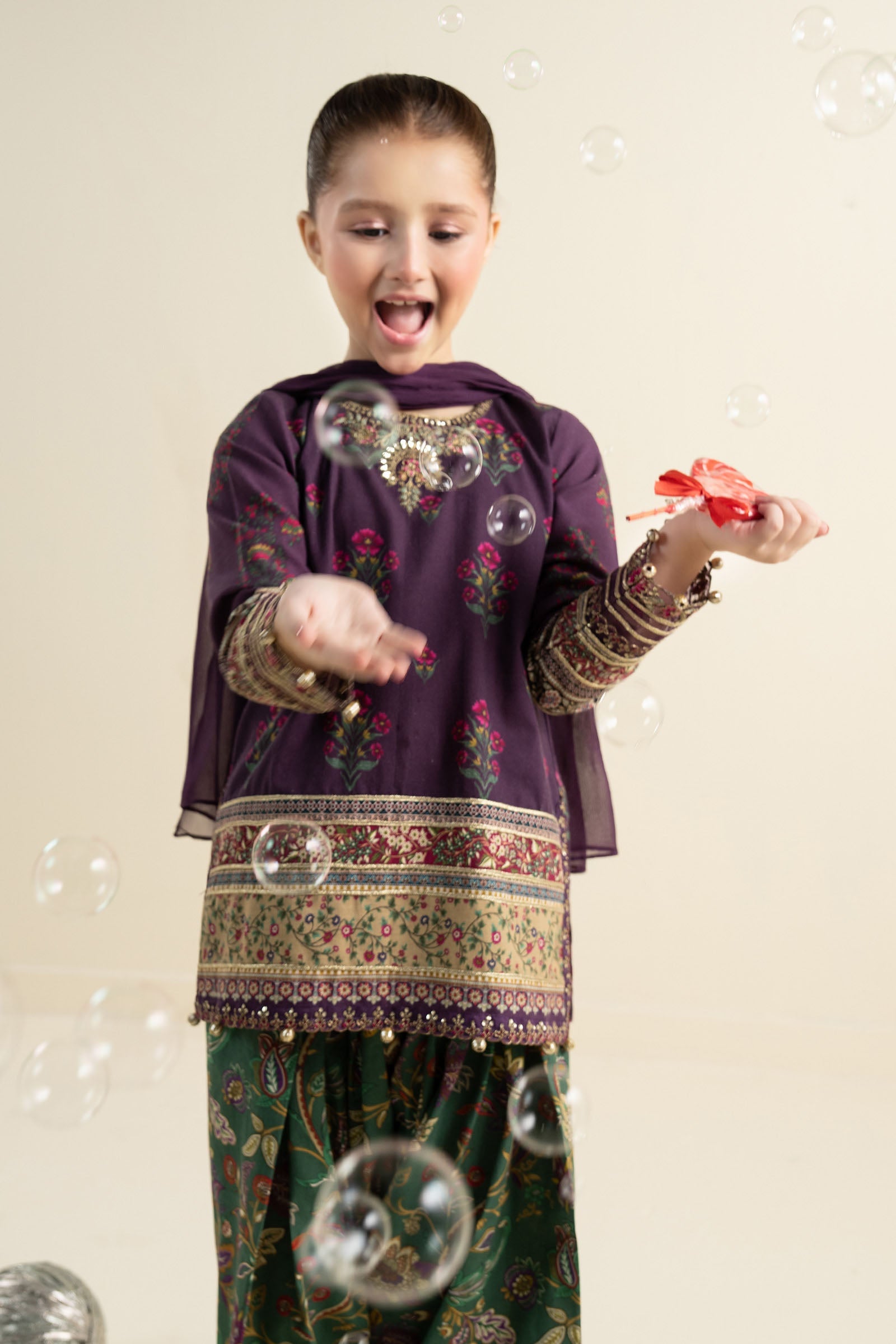 3 Piece Embroidered Khaddar Suit