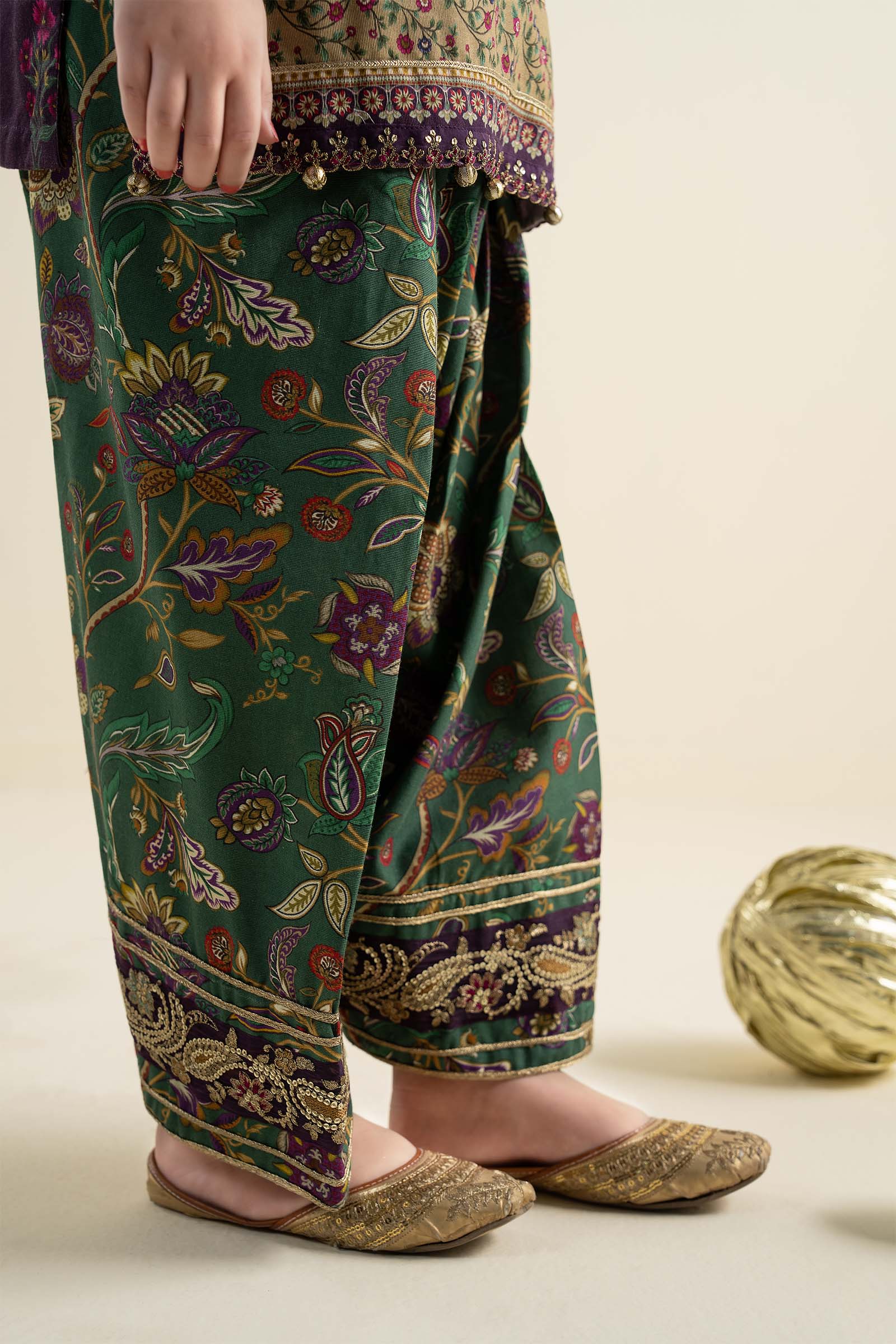 3 Piece Embroidered Khaddar Suit