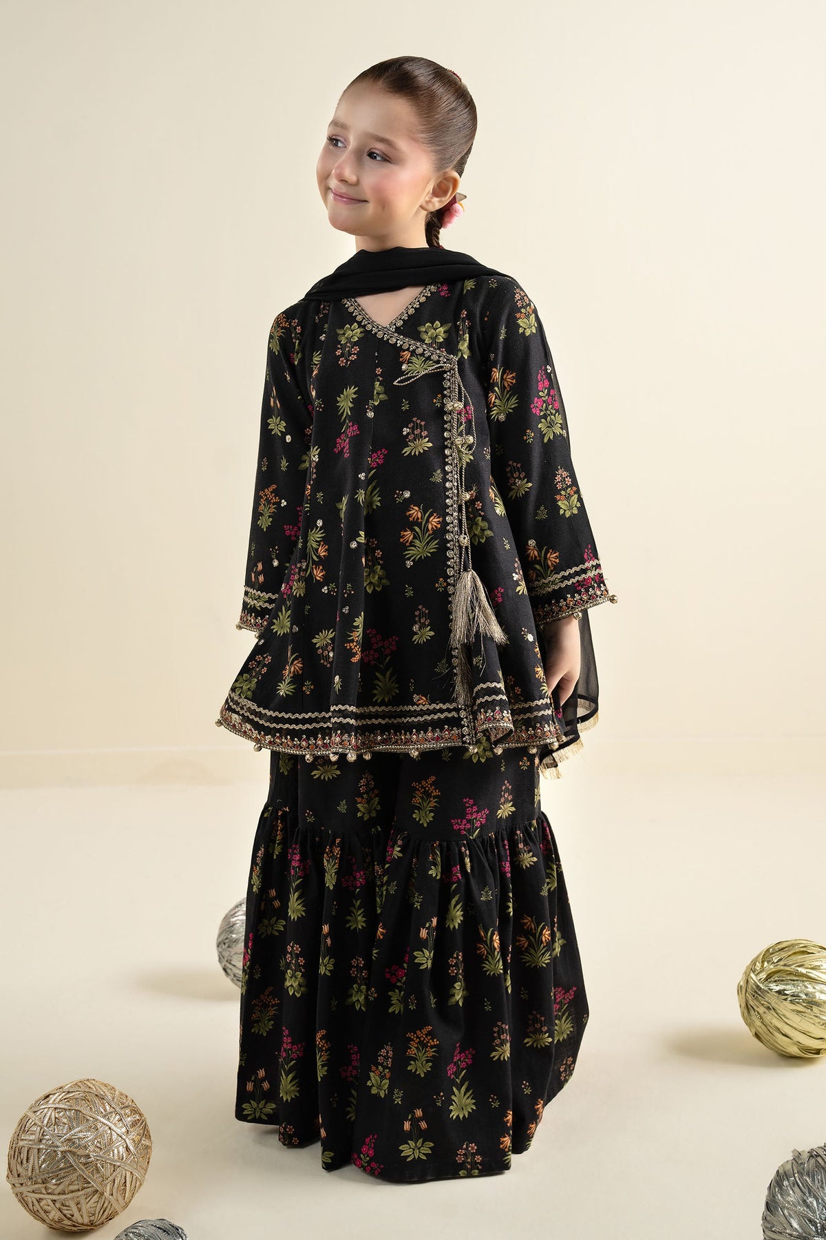 3 Piece Embroidered Khaddar Suit