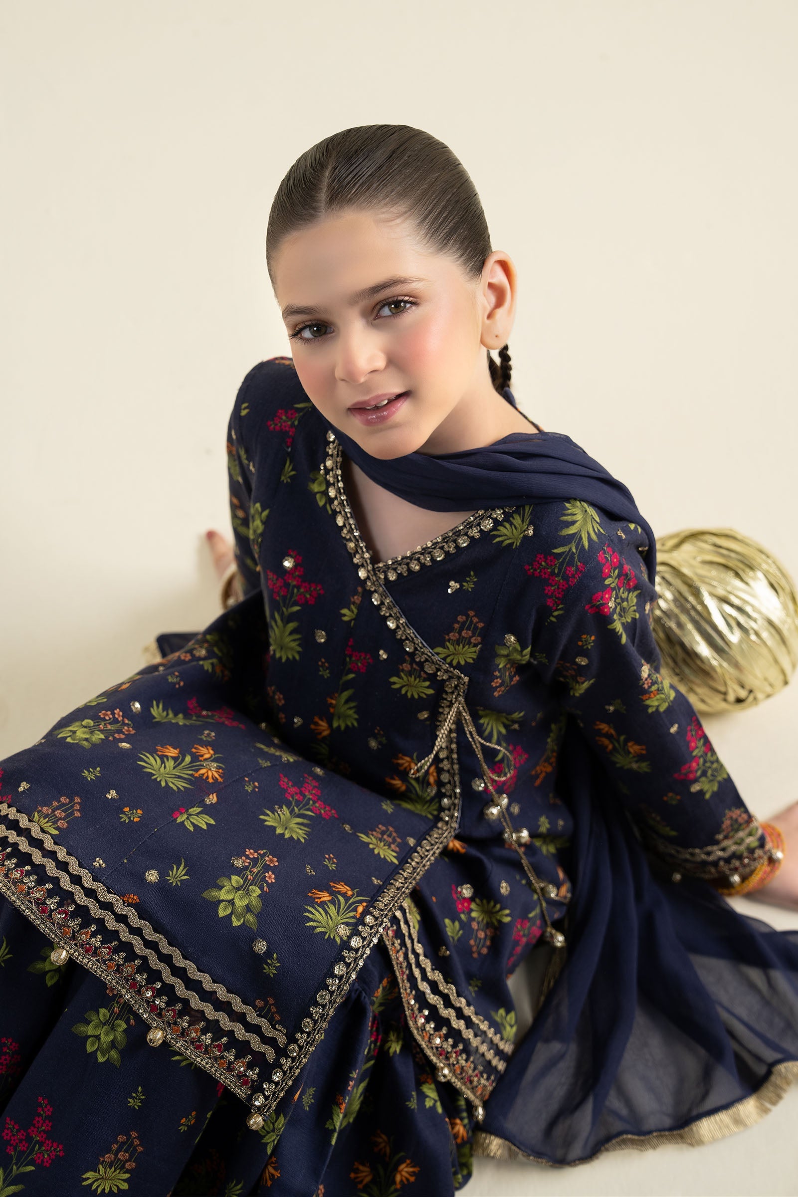 3 Piece Embroidered Khaddar Suit