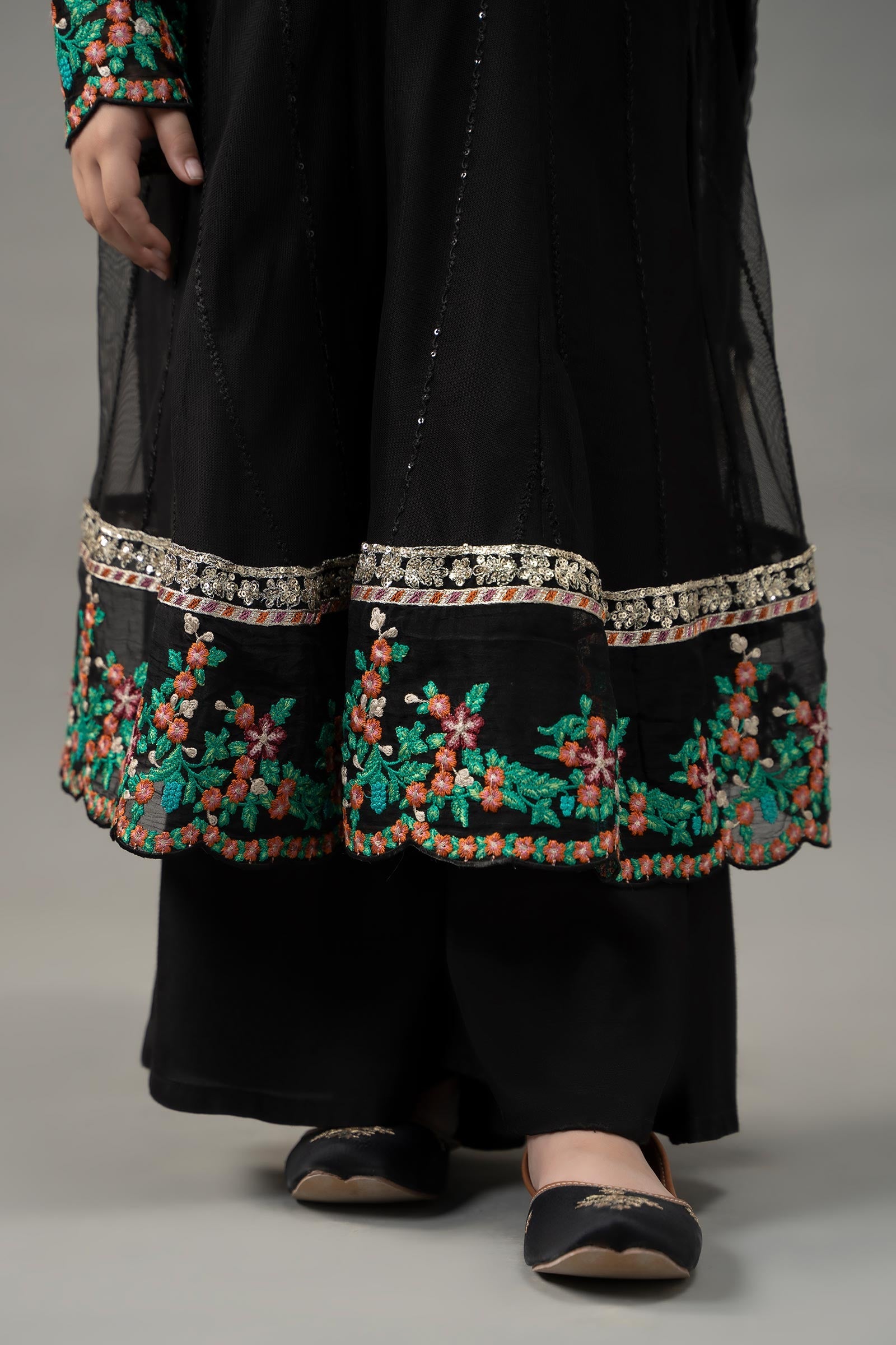 3 Piece Embroidered Polyester Net Suit