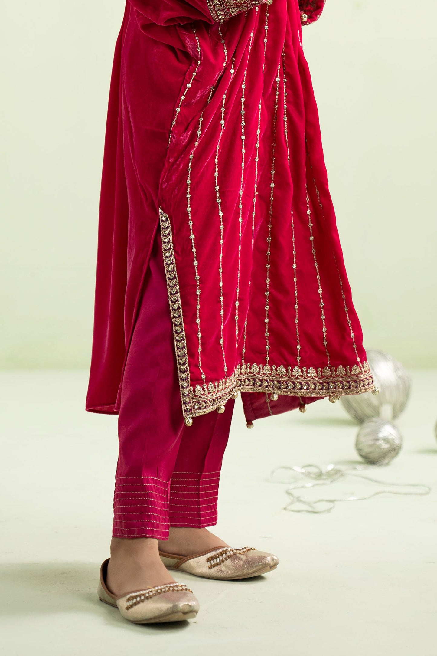 2 Piece Embroidered Velvet Suit
