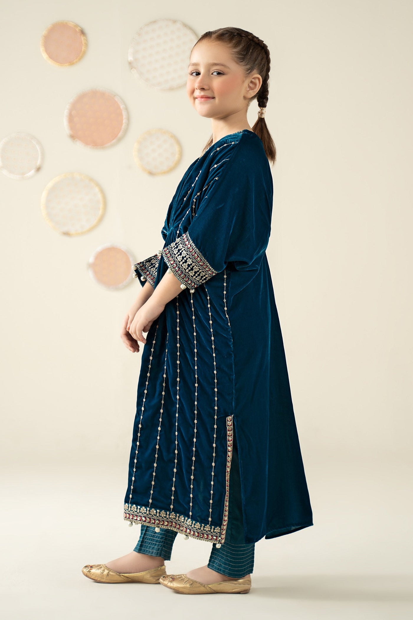 2 Piece Embroidered Velvet Suit