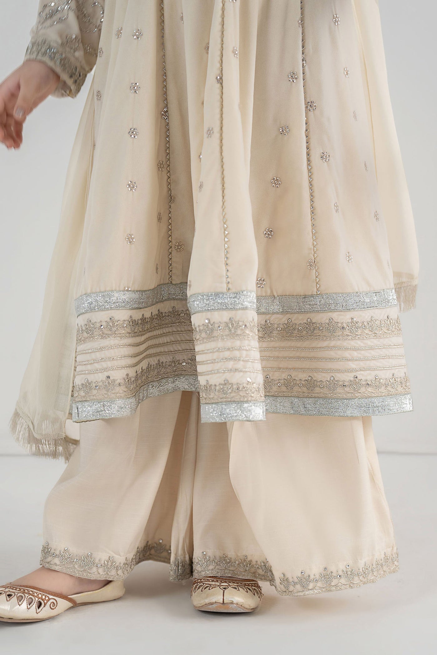 3 Piece Embroidered Velvet Suit