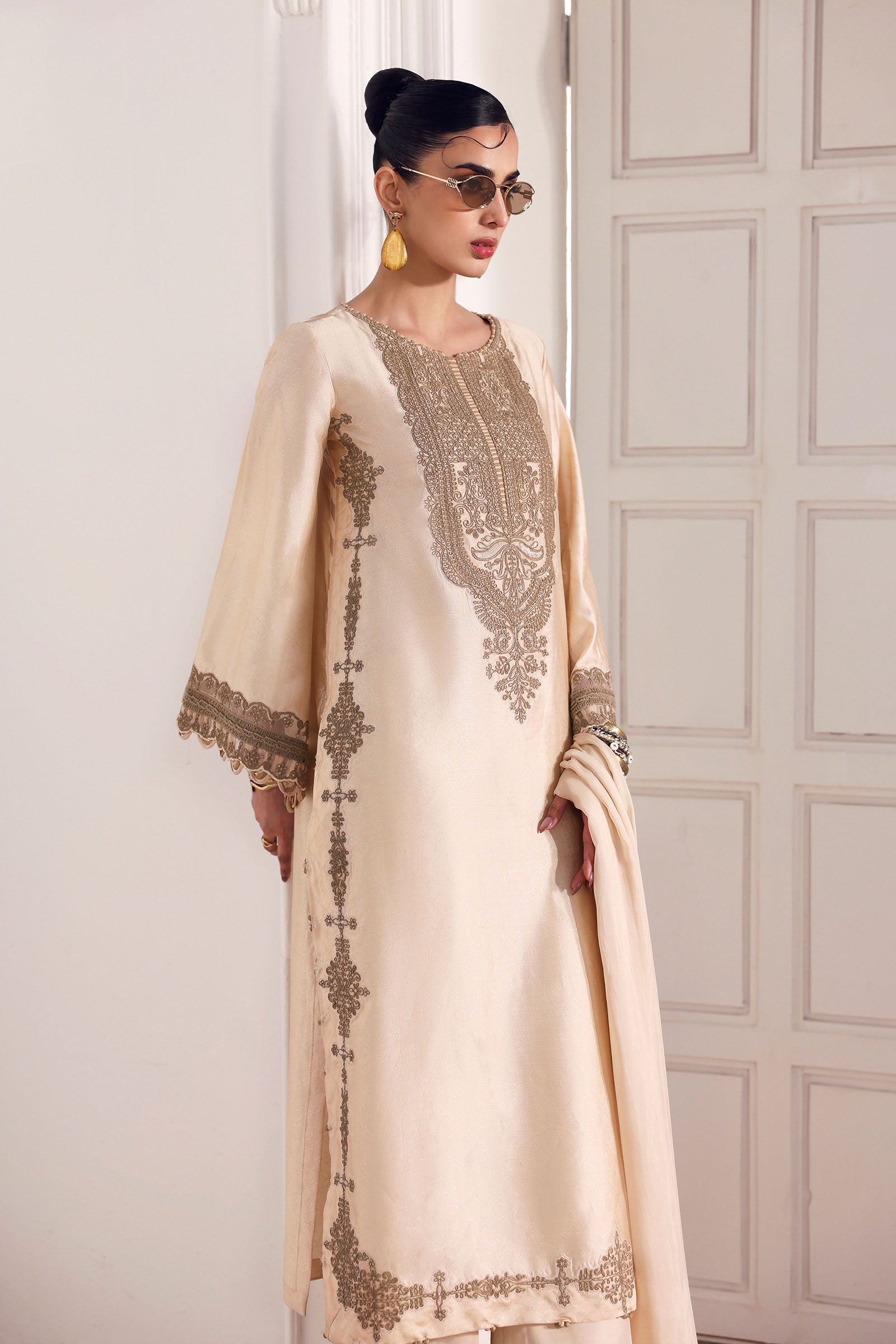 3 Piece Embroidered Self Tassel Silk Suit