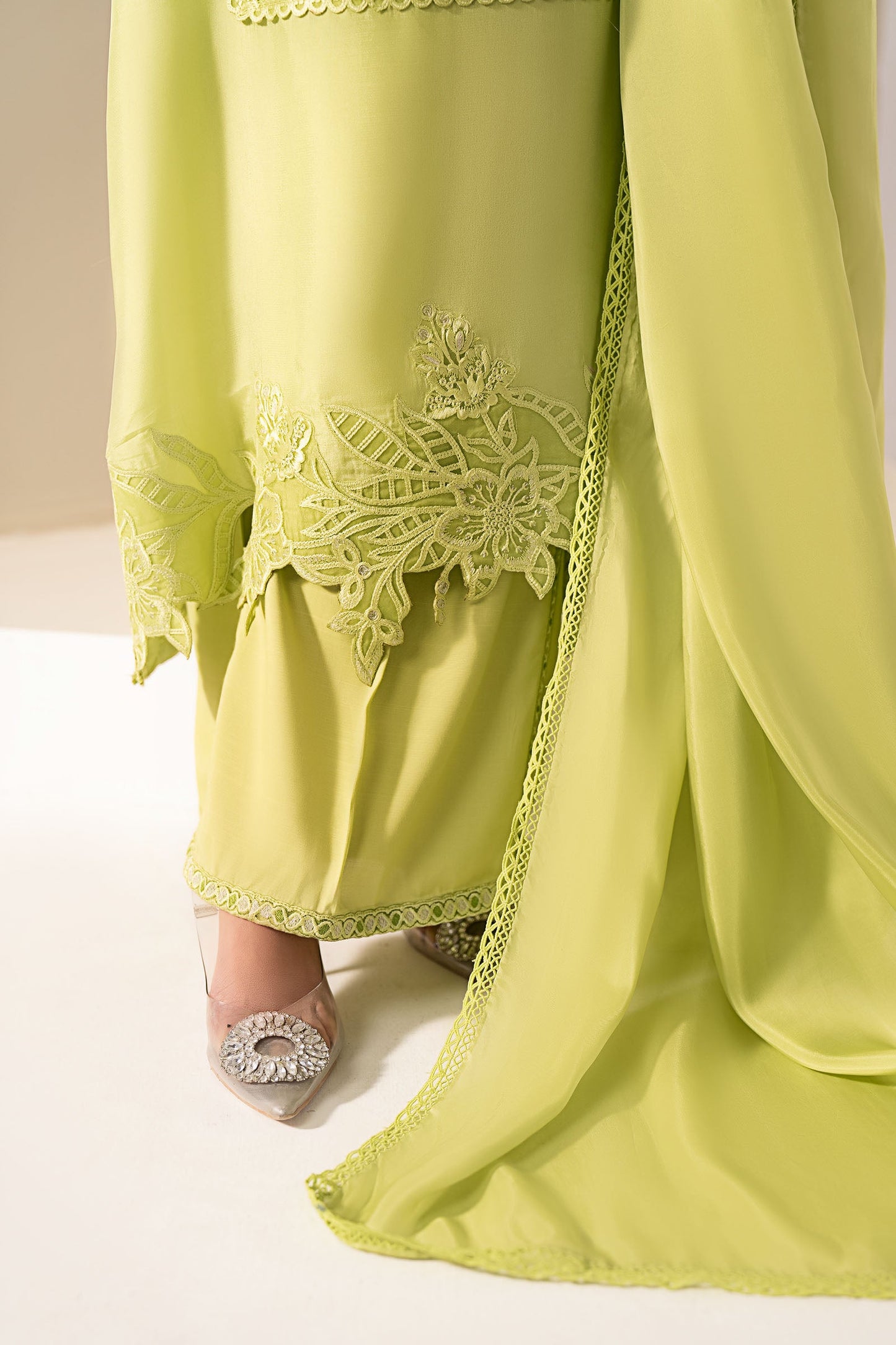 3 Piece Embroidered Tassel Silk Suit