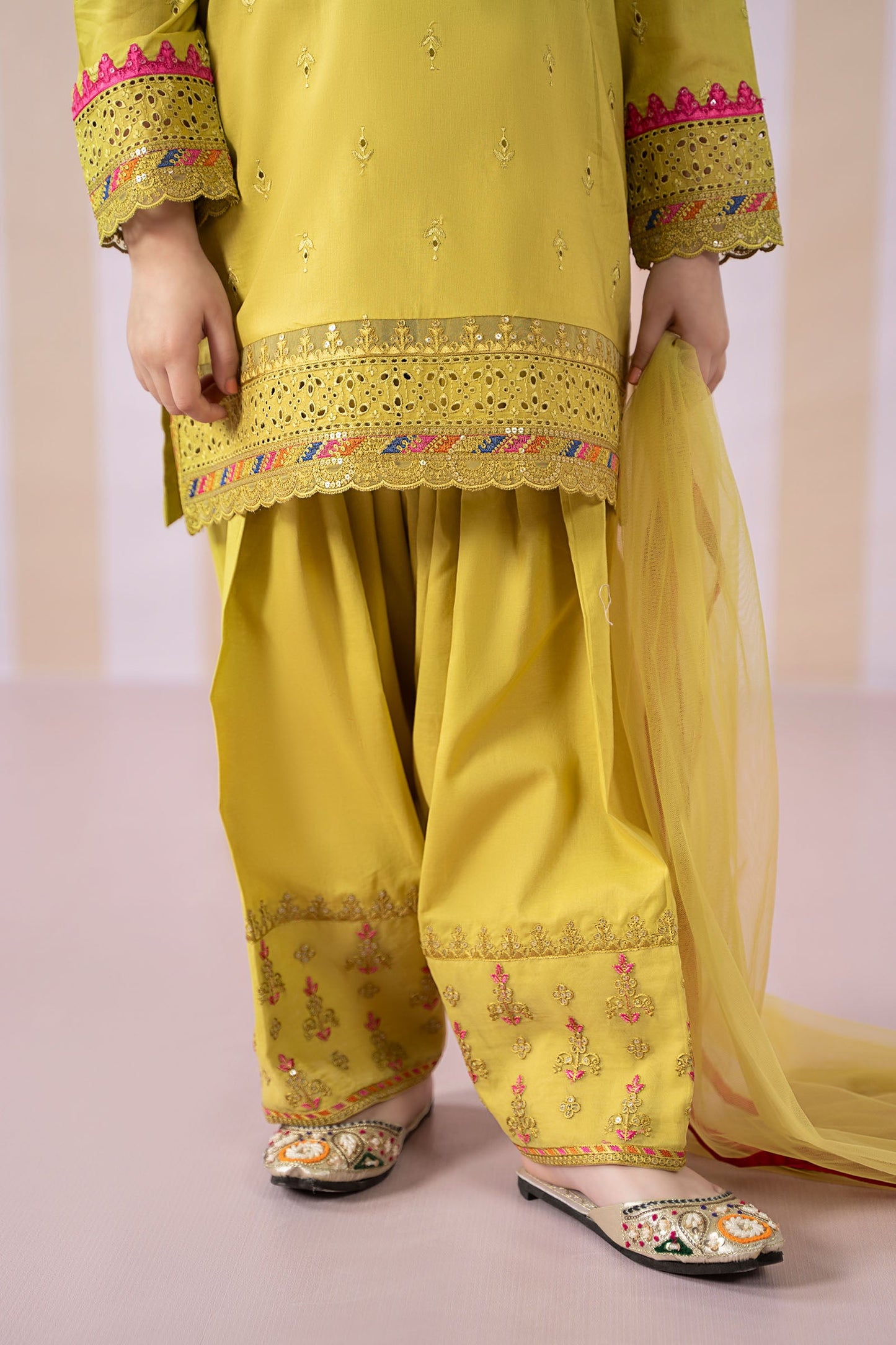 3 Piece Embroidered Lawn Suit